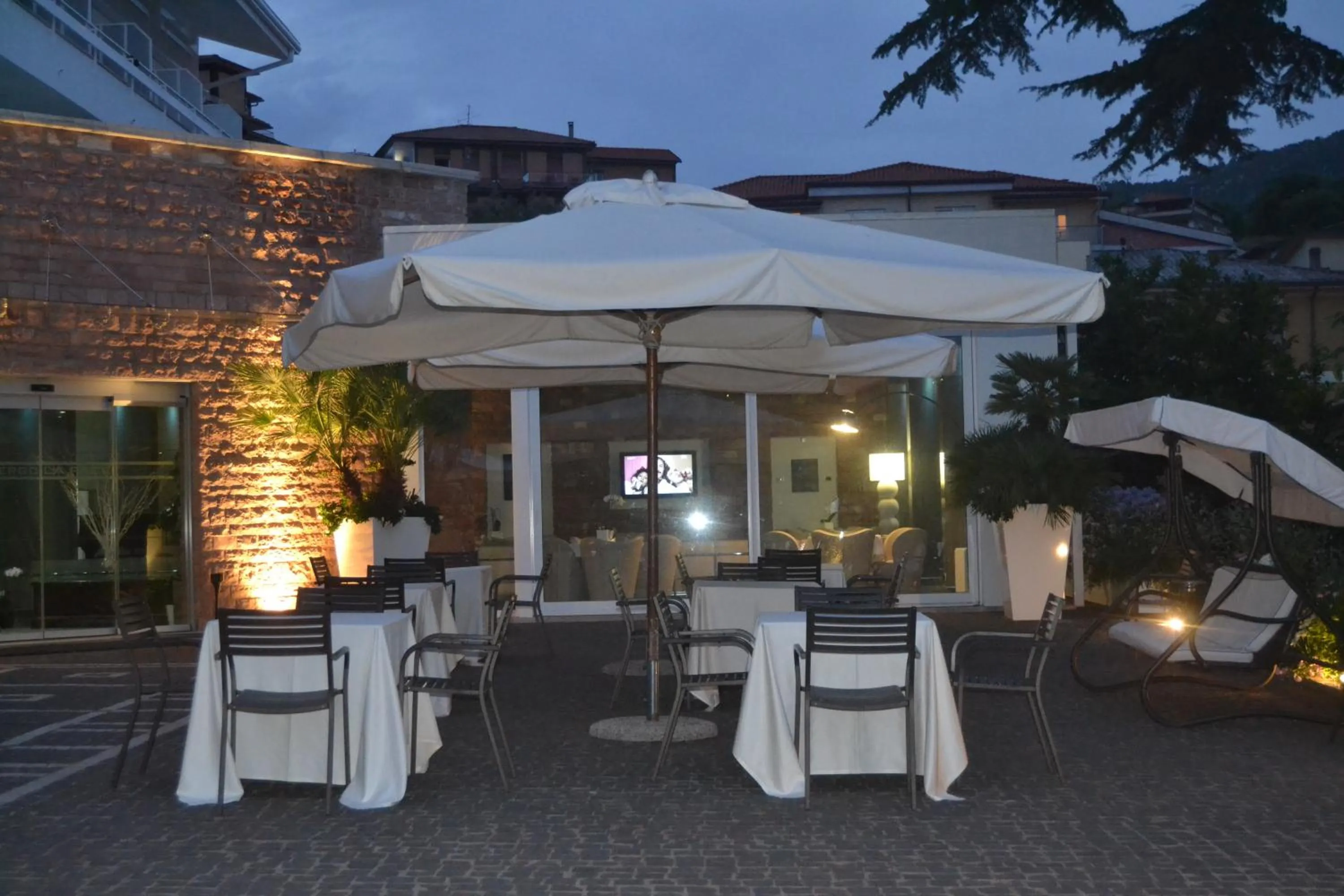 Property building in Albergo La Pace