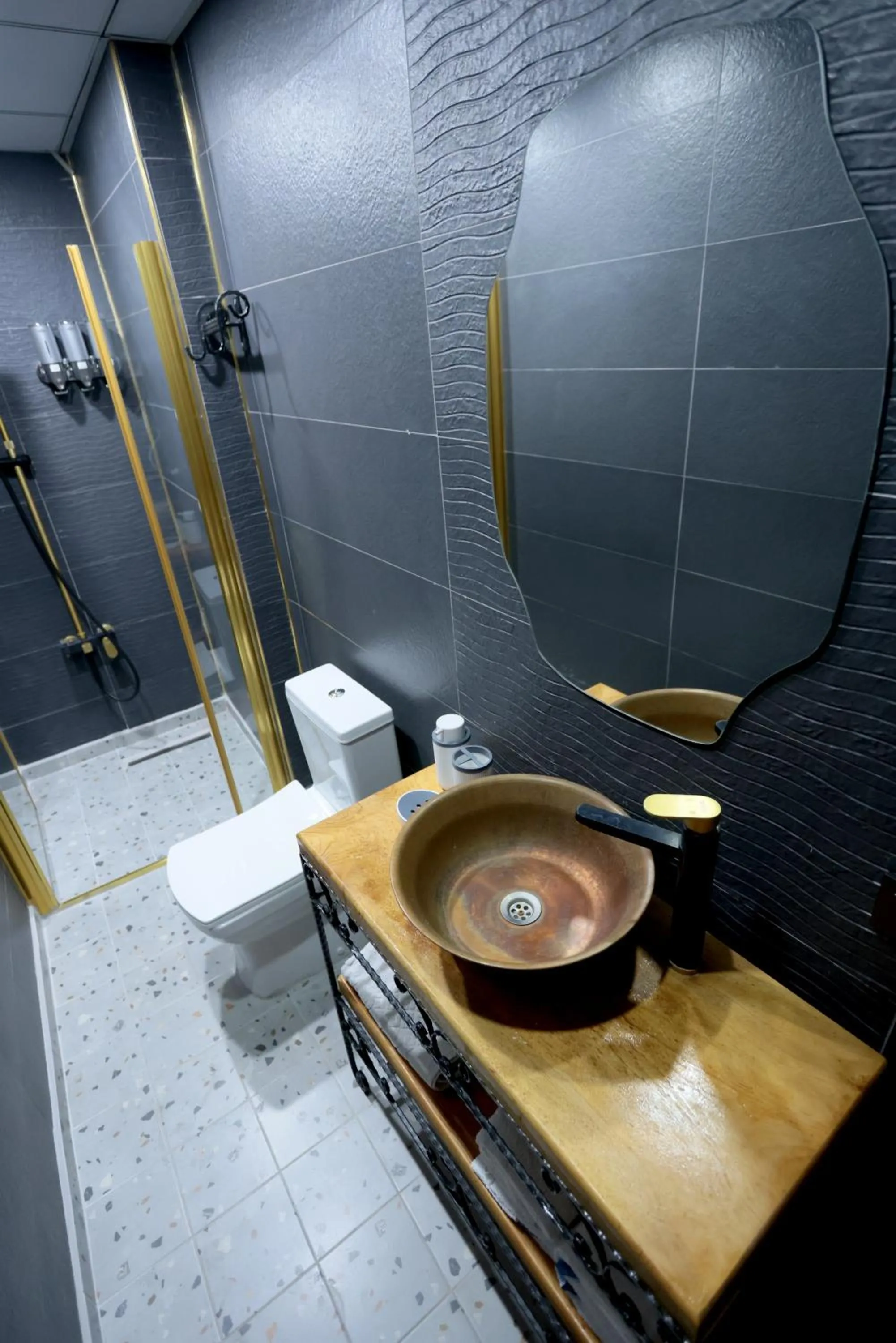 Shower in ASTARTE HOTEL