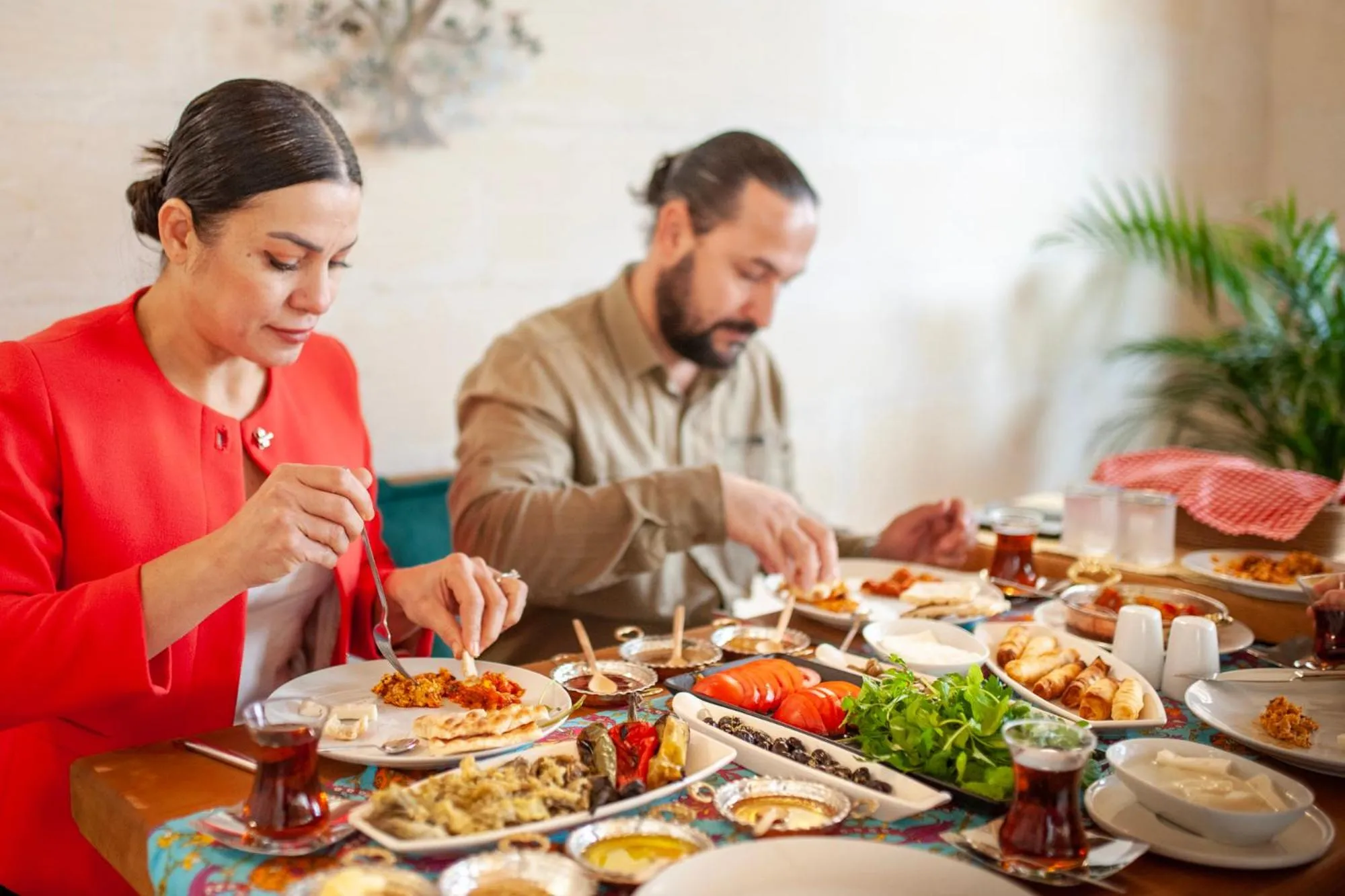 Restaurant/places to eat in ASTARTE HOTEL