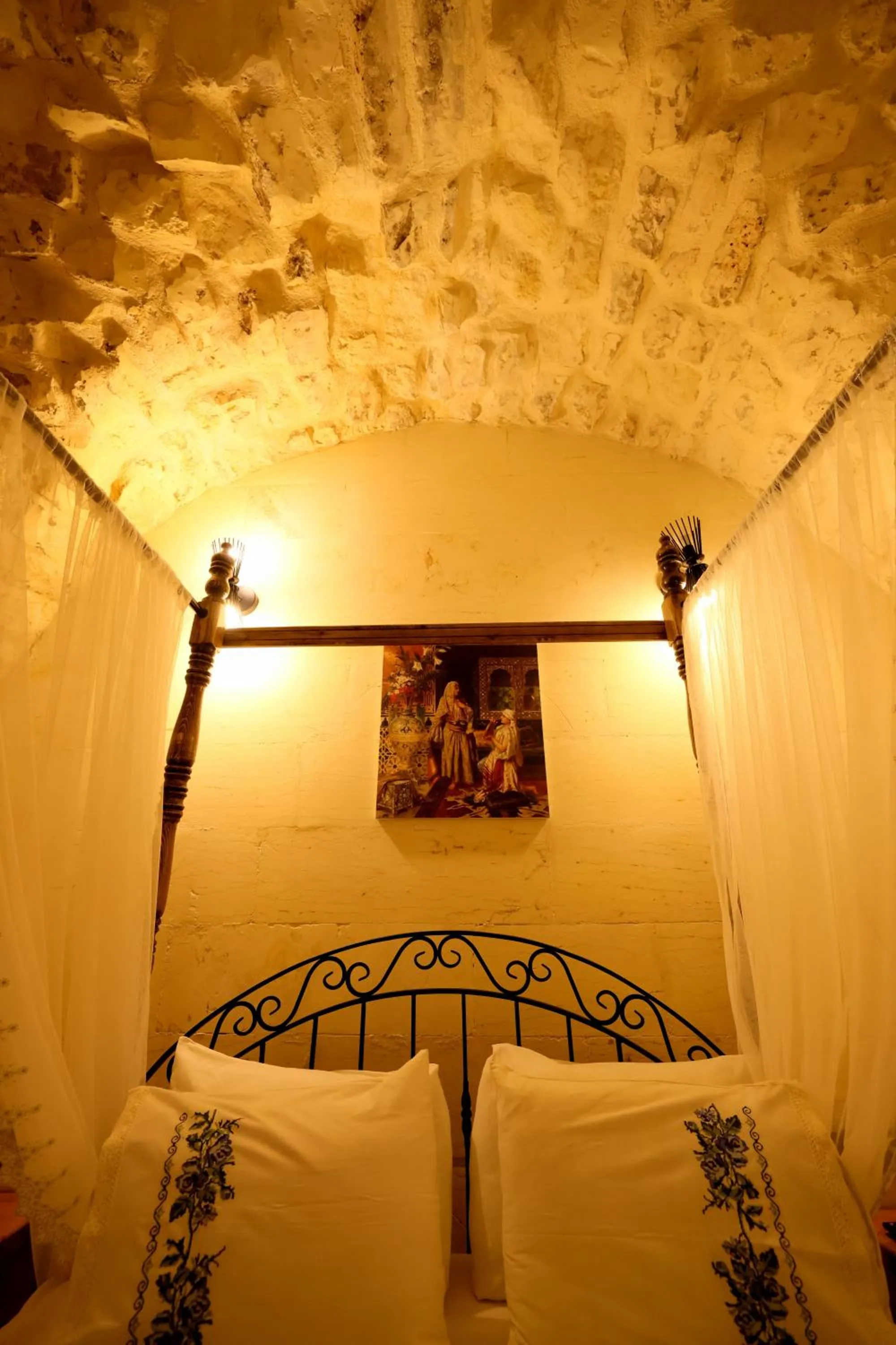 Bed in ASTARTE HOTEL