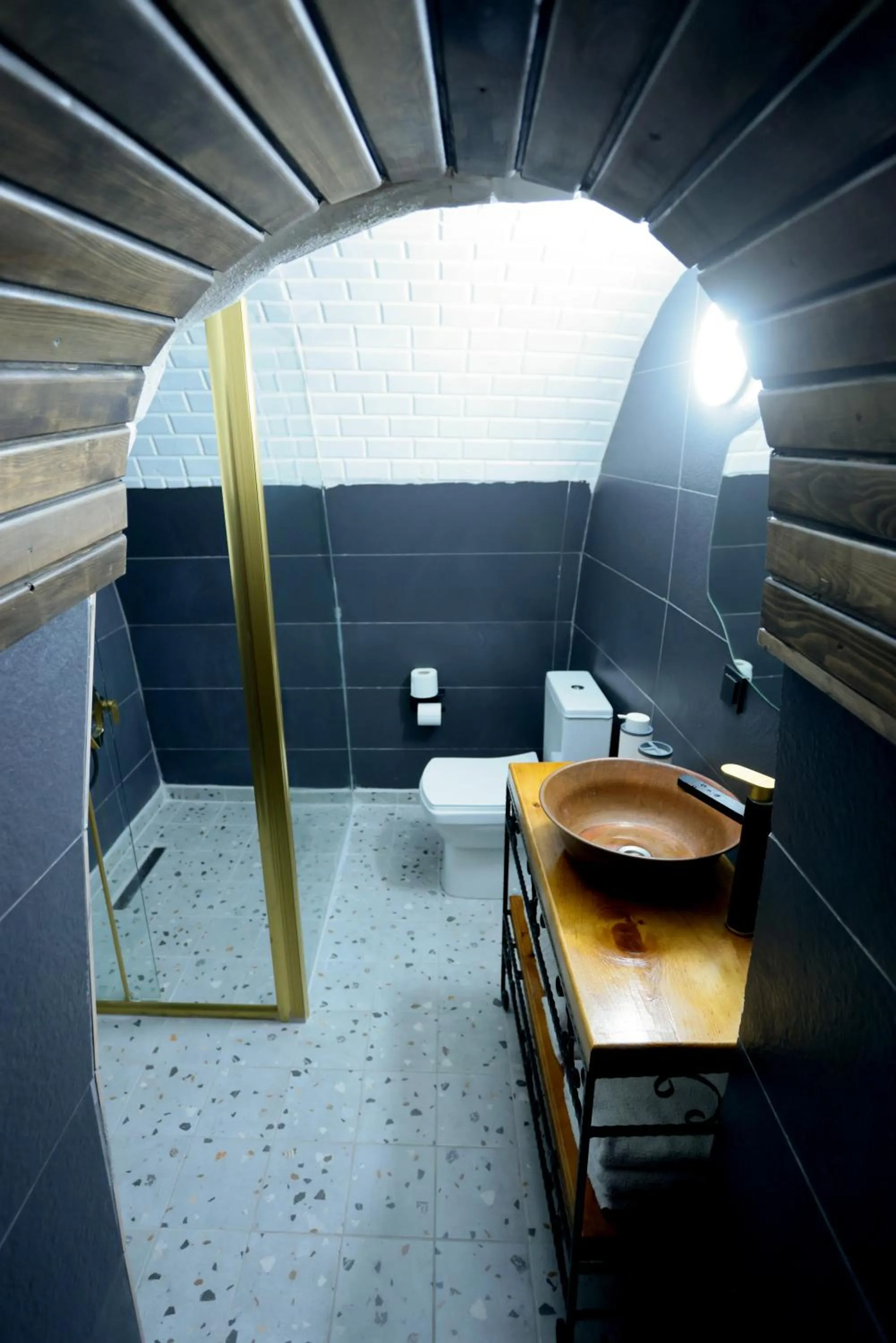 Shower in ASTARTE HOTEL