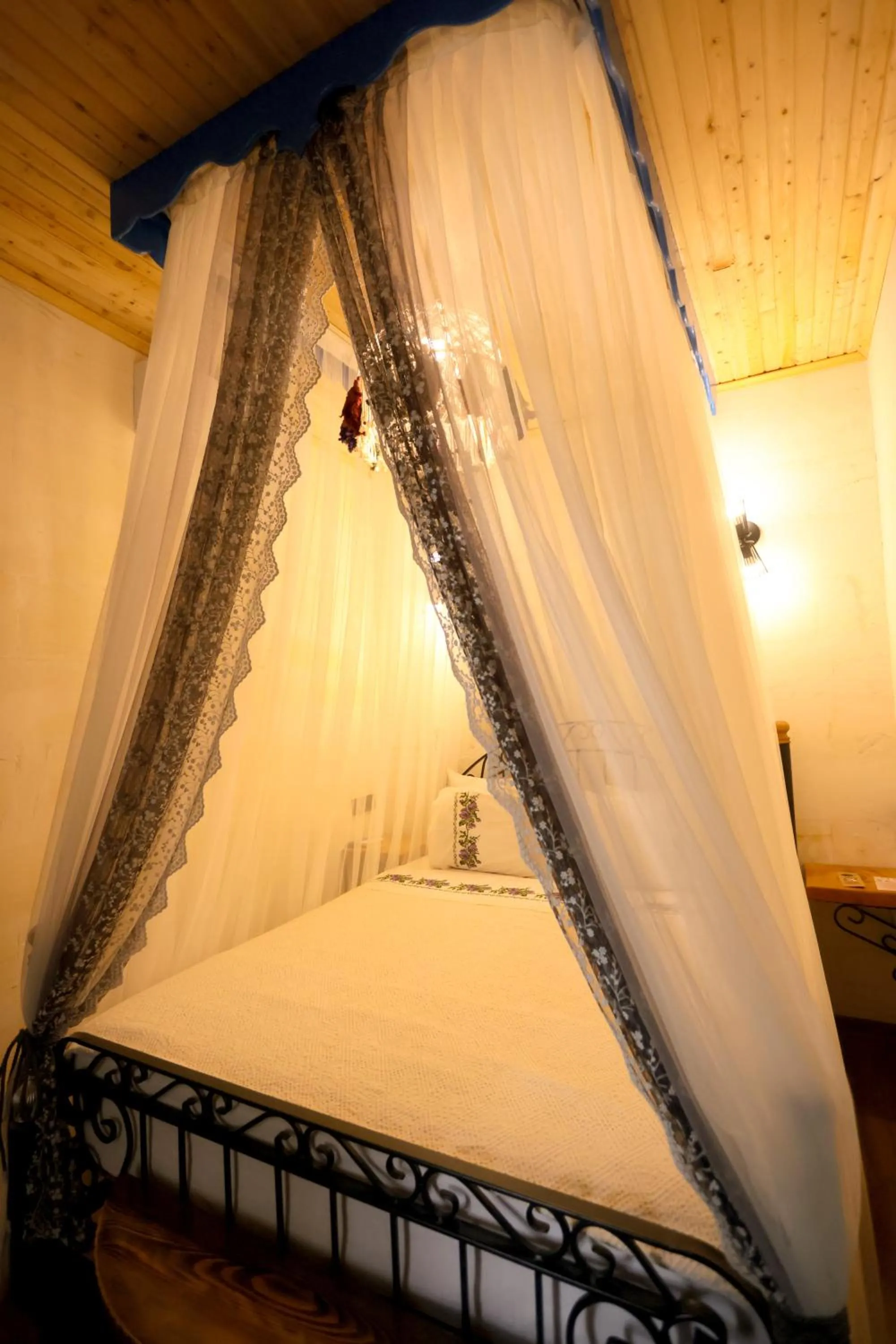 Bed in ASTARTE HOTEL