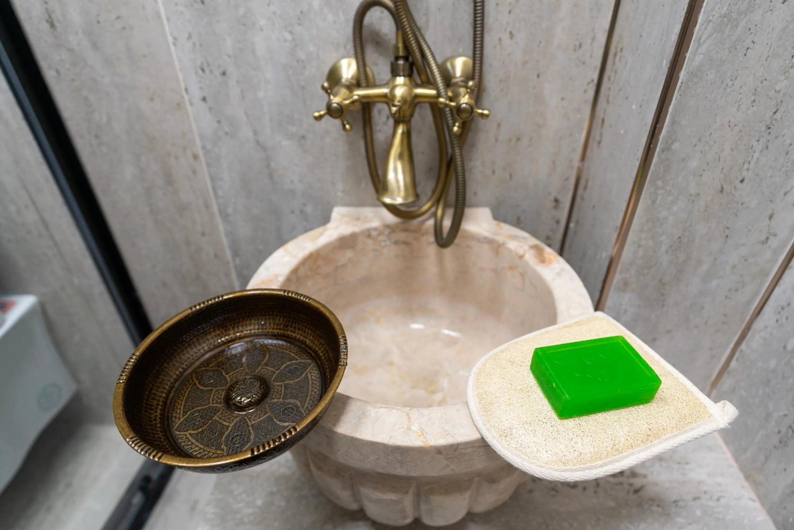 Bathroom in ASTARTE HOTEL