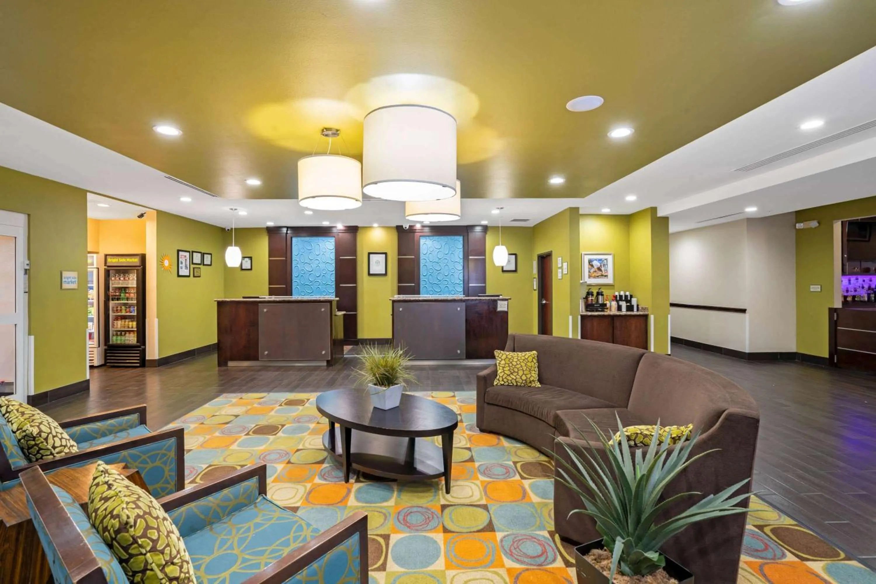 Lobby or reception in La Quinta by Wyndham Houston Willowbrook