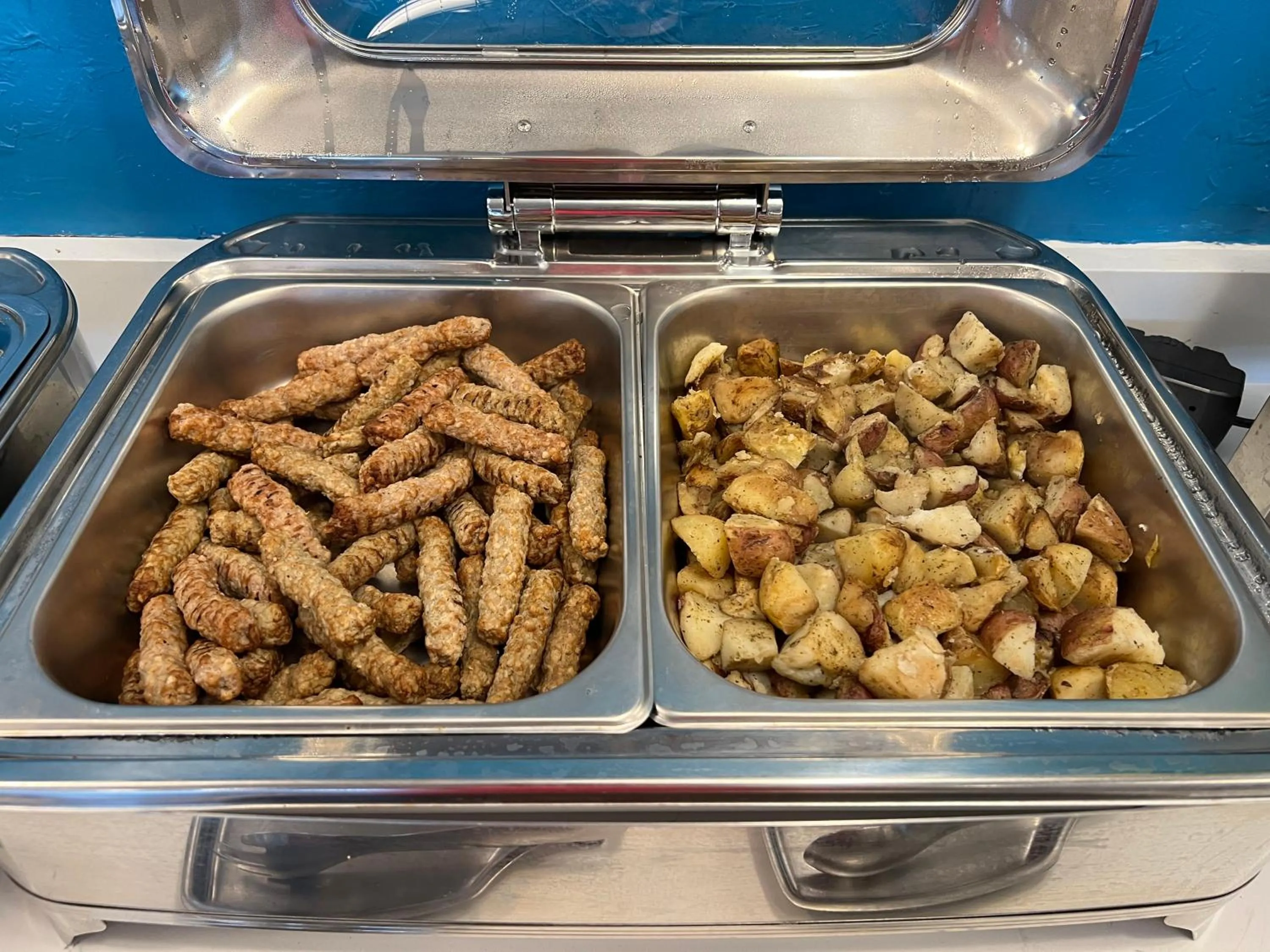 Food in Sunbird Cape Cod Resort