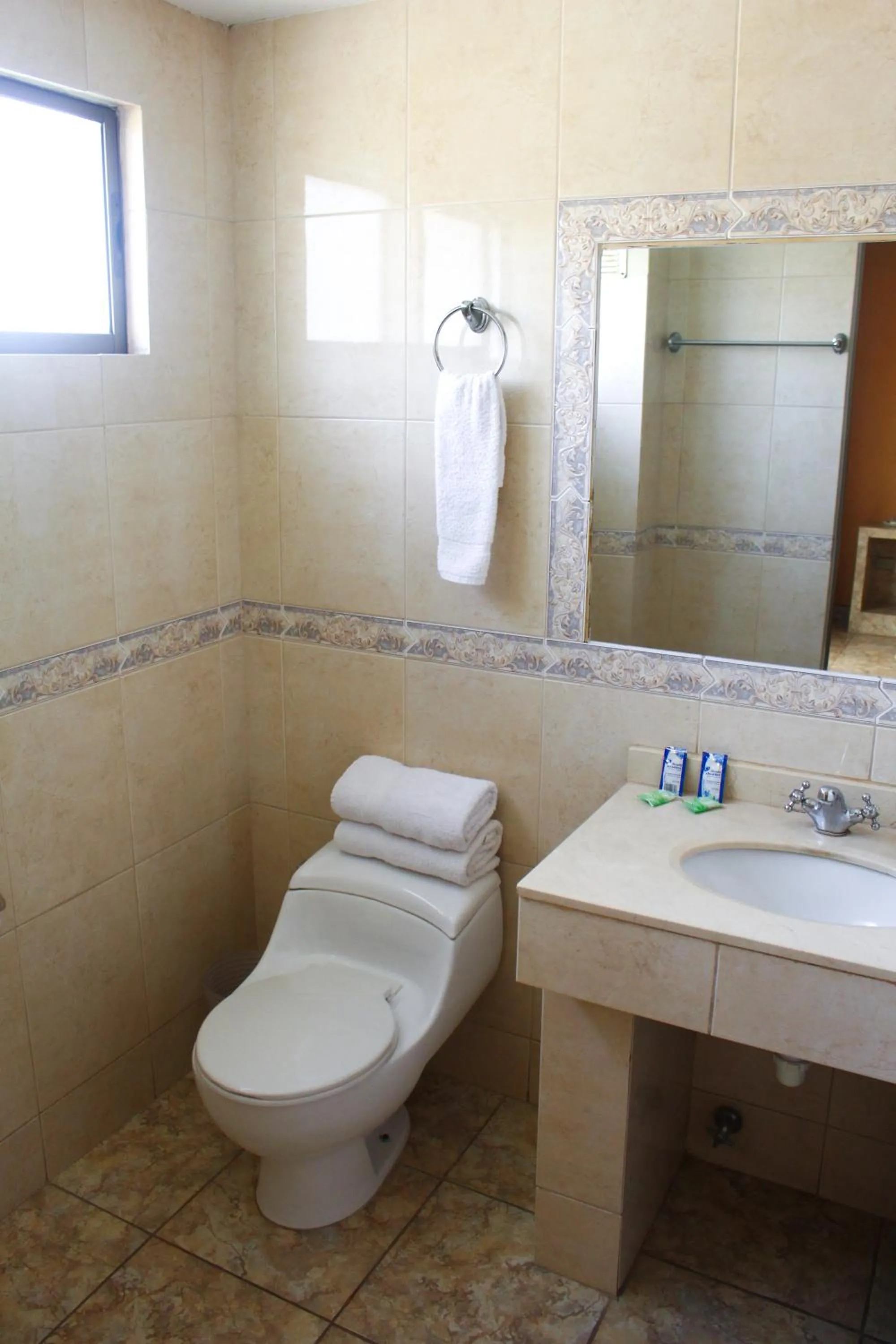 Bathroom in Hotel Costa Pacifico