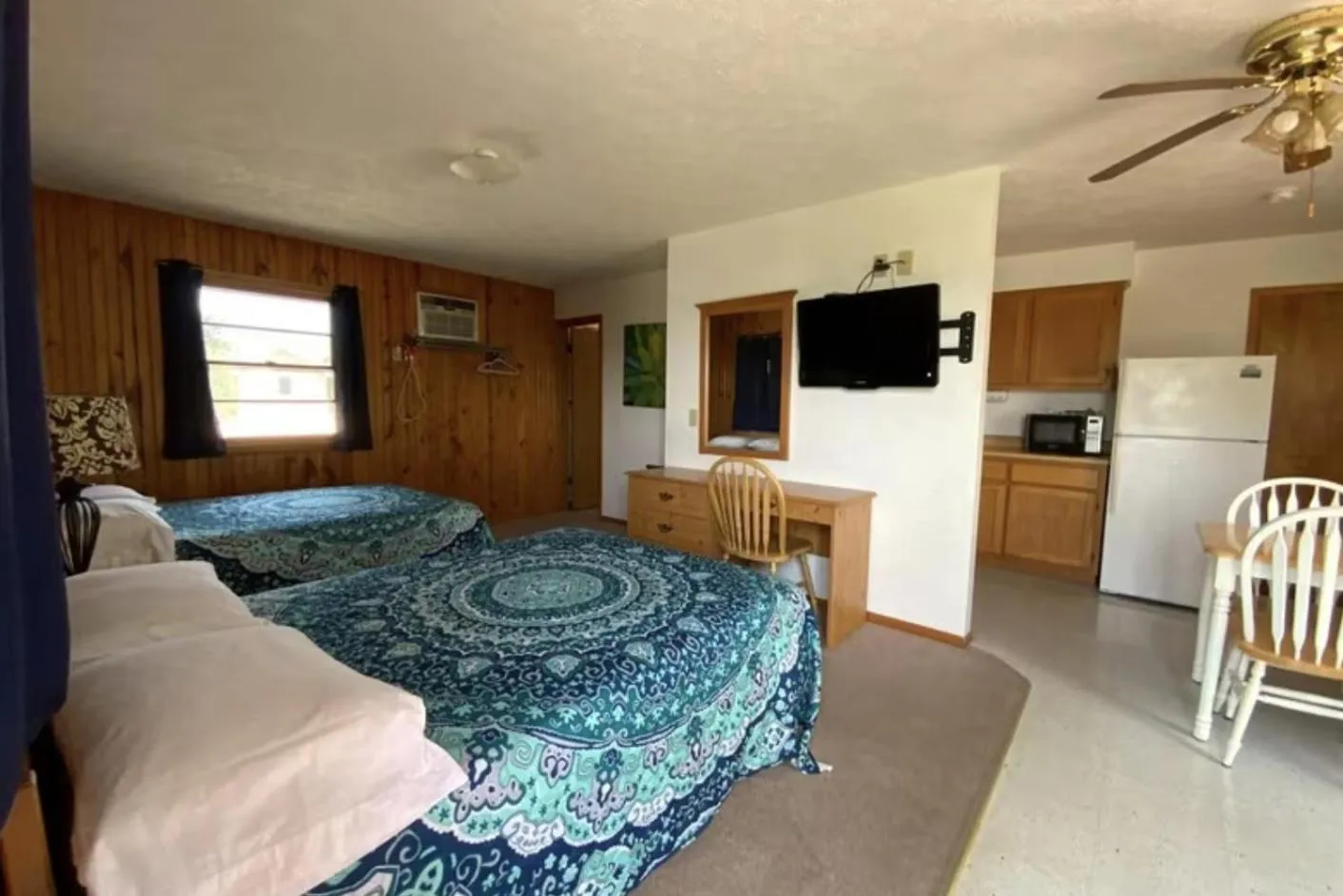 TV and multimedia in Driftwood Resort Bull Shoals