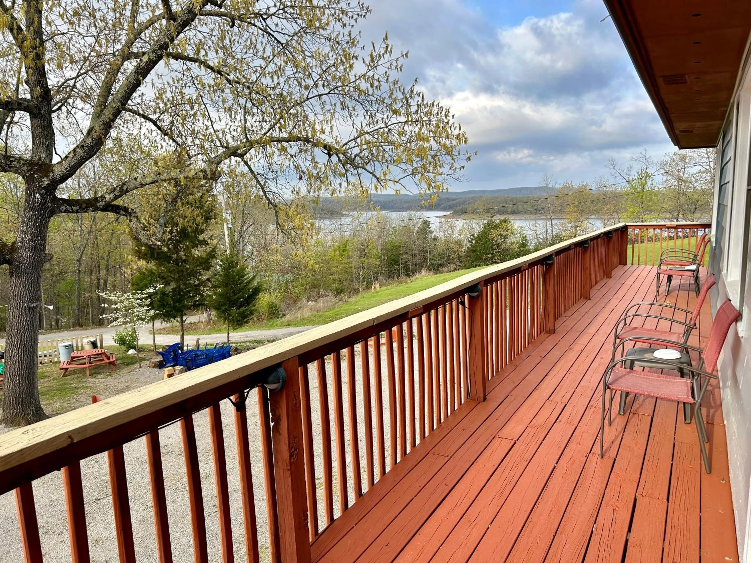 Lake view in Driftwood Resort Bull Shoals