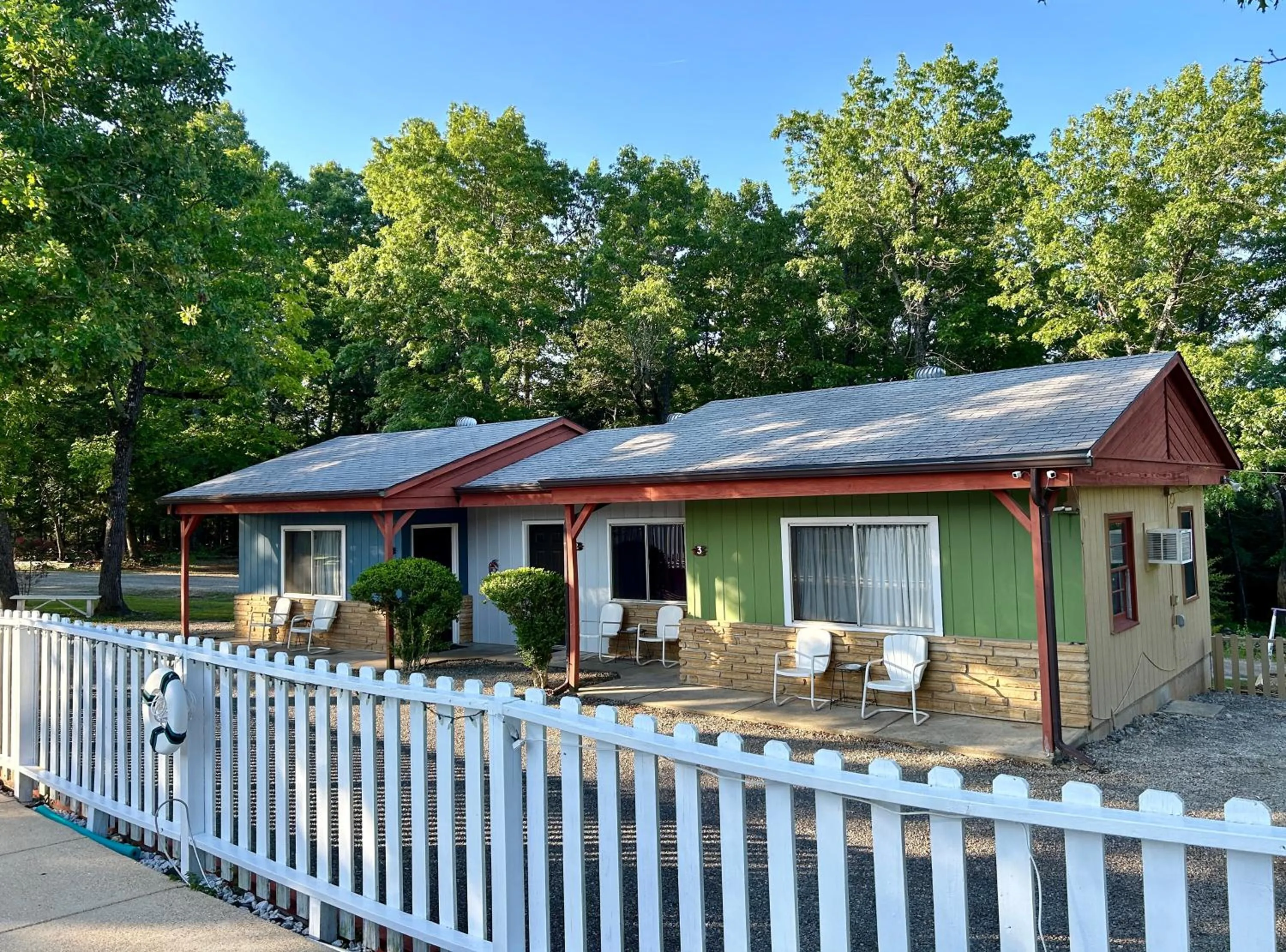 Property building in Driftwood Resort Bull Shoals