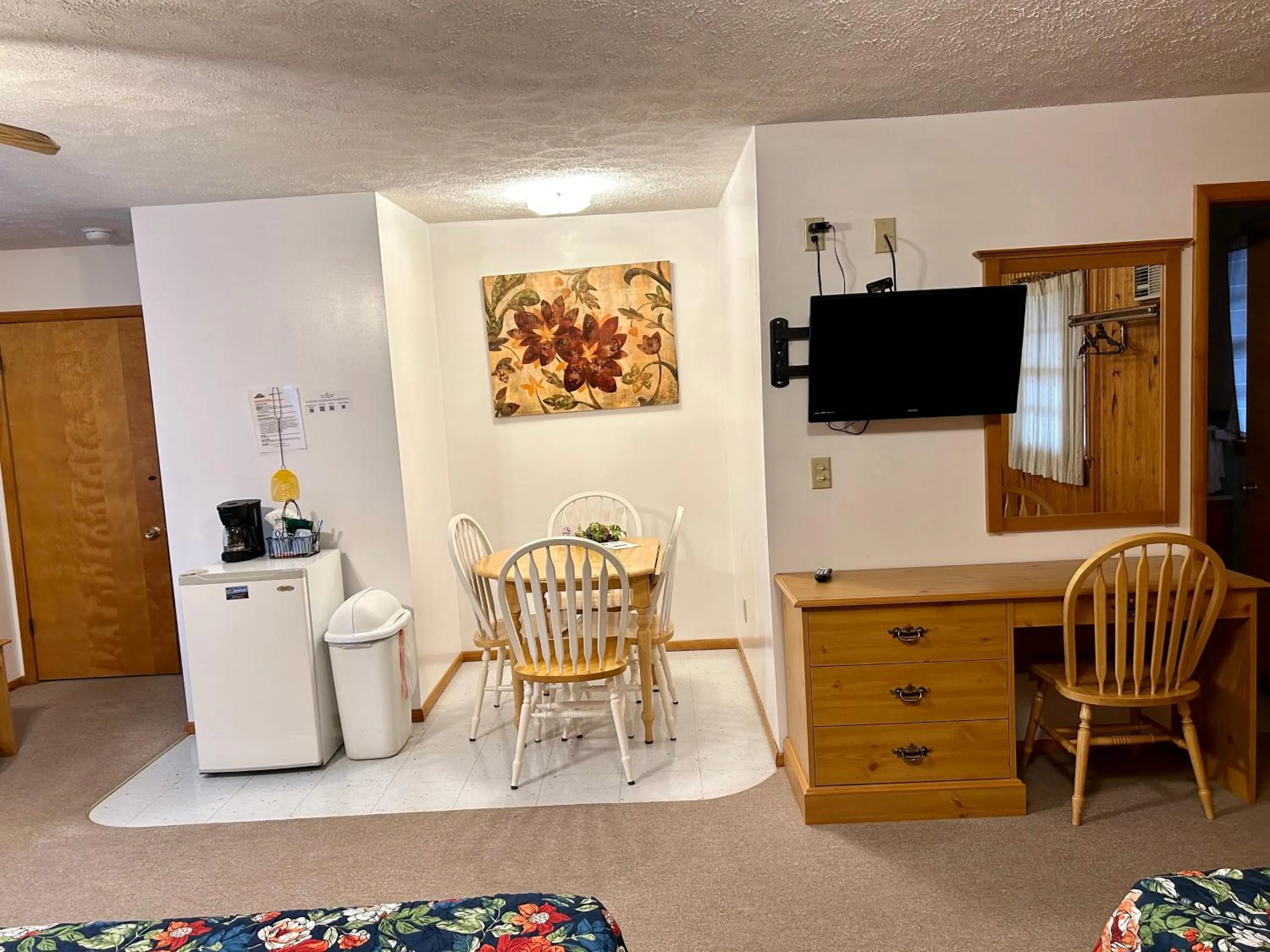 TV and multimedia in Driftwood Resort Bull Shoals