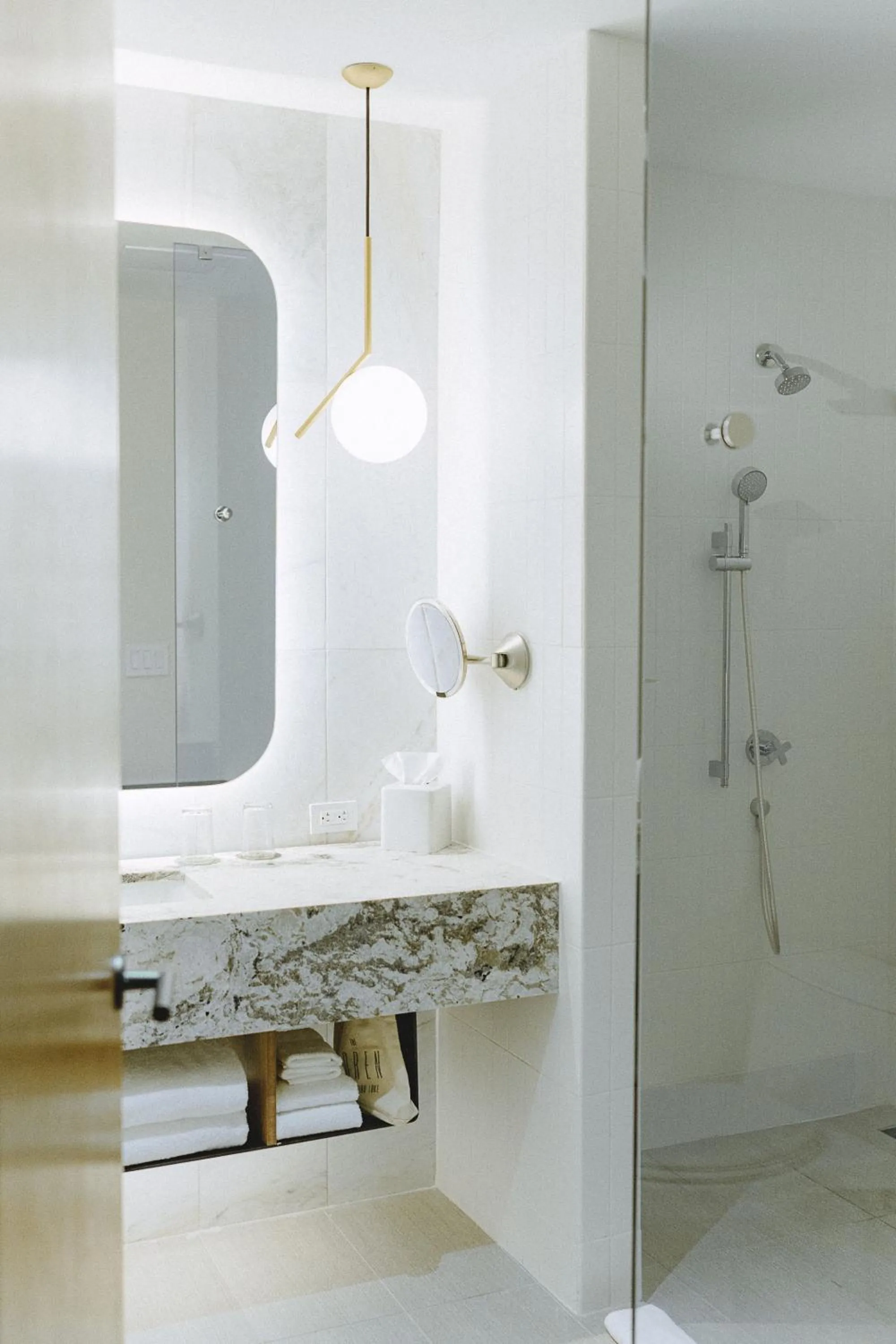 Shower in The Loren Hotel Austin