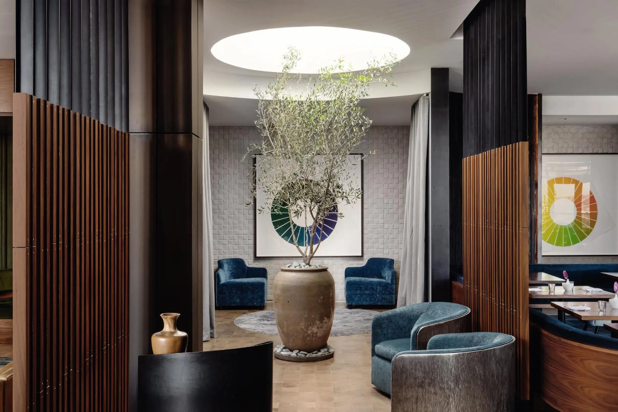 Restaurant/places to eat in The Loren Hotel Austin