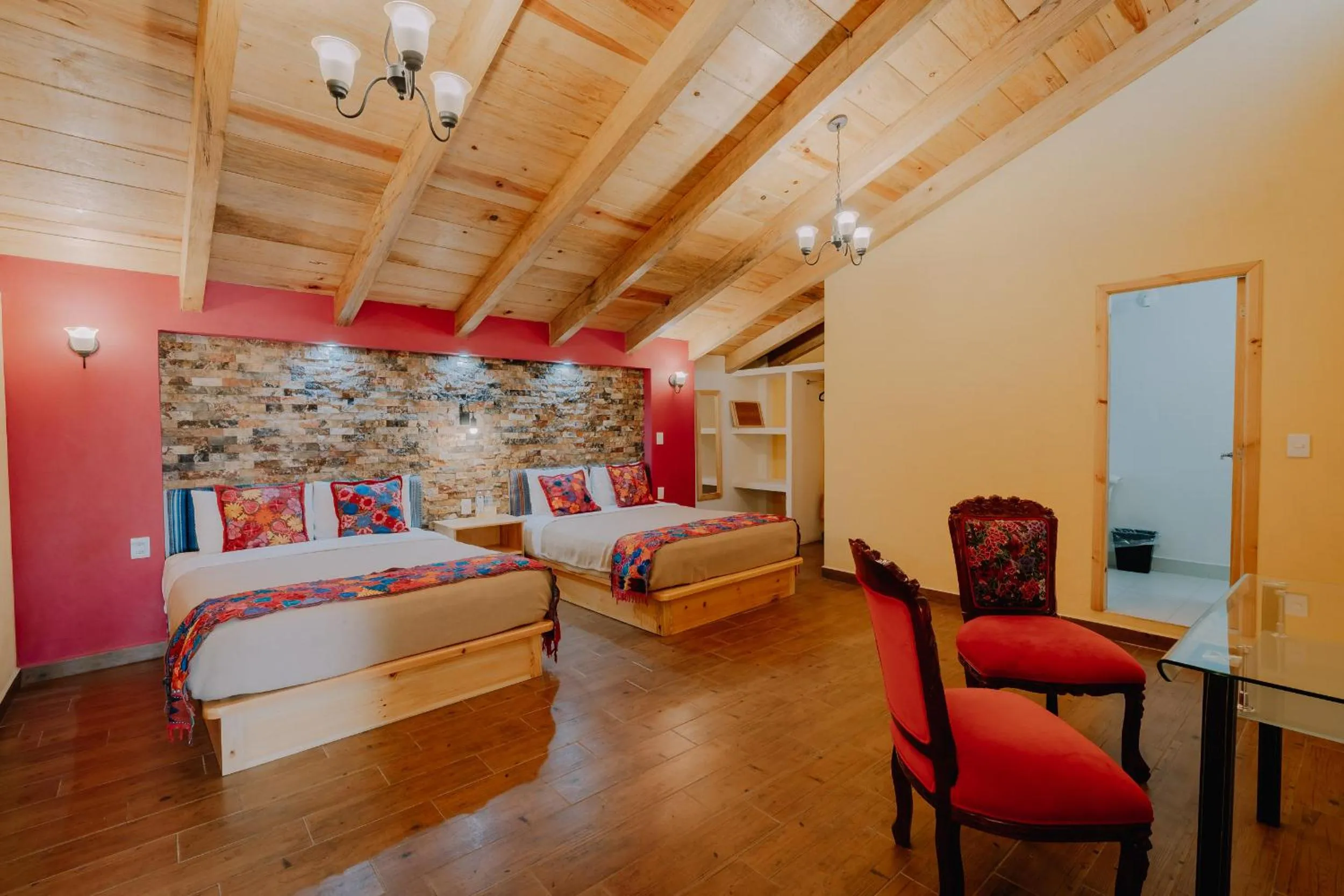 Photo of the whole room, Bed in Hotel Cielo y Selva, San Cristobal de las Casas