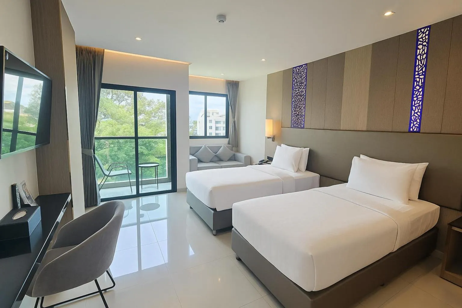 Bedroom, Bed in THE TJ HOTEL Pattaya