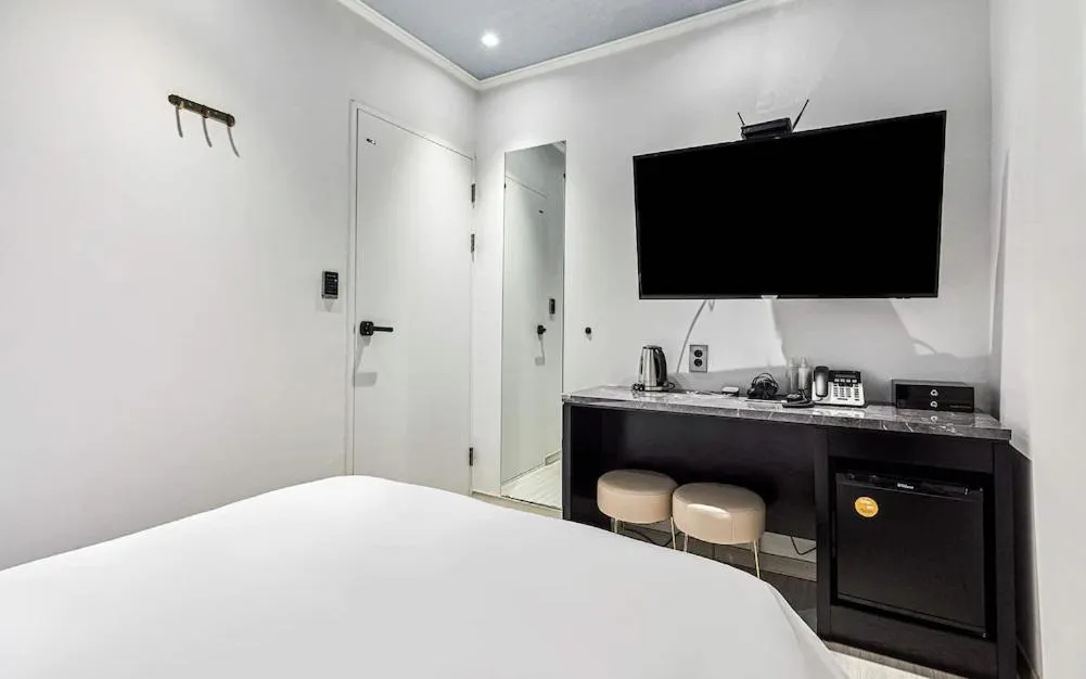 Bed in Hotel WO Yongsan Station