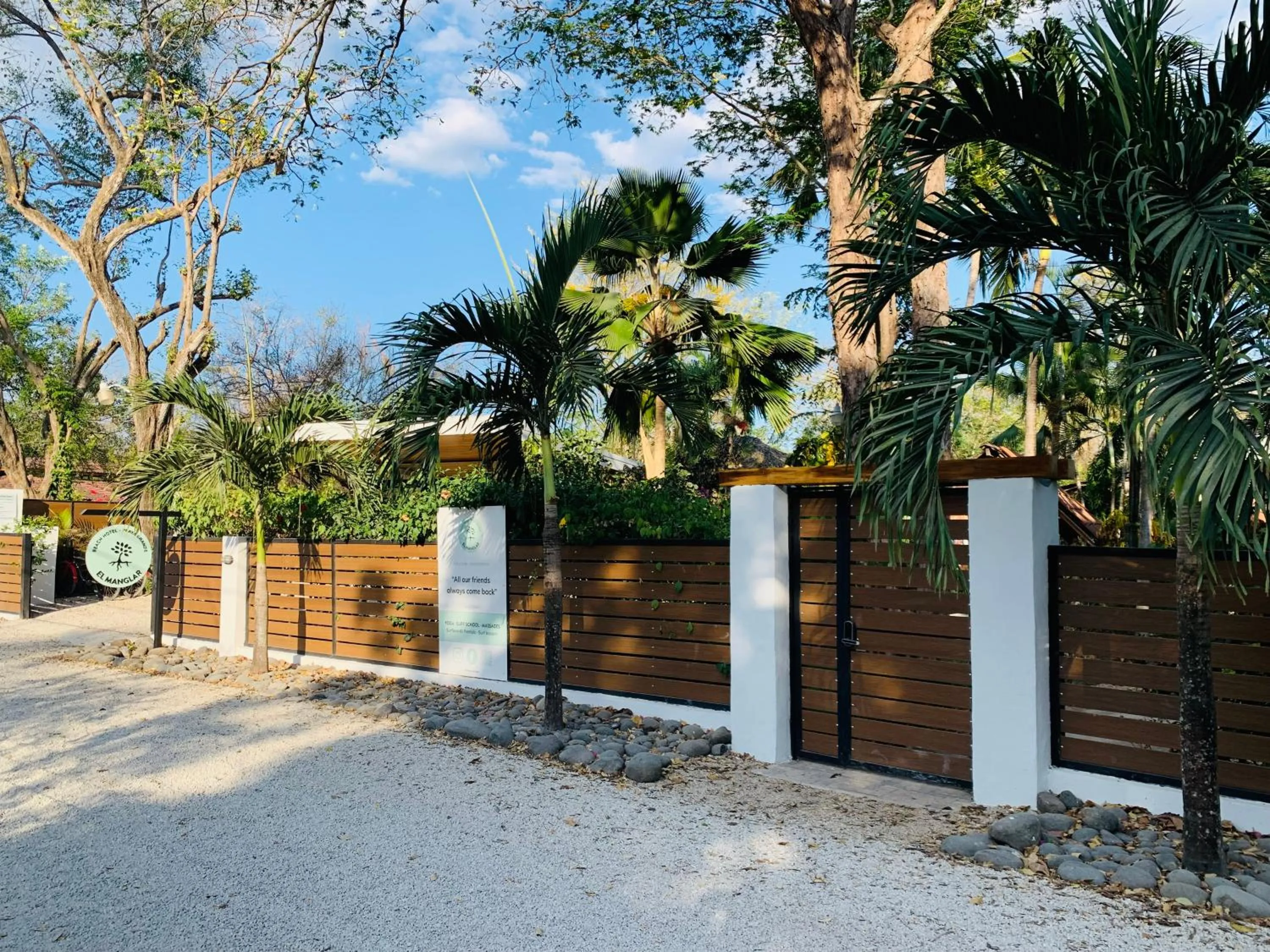 Property building in Hotel El Manglar y Cantarana