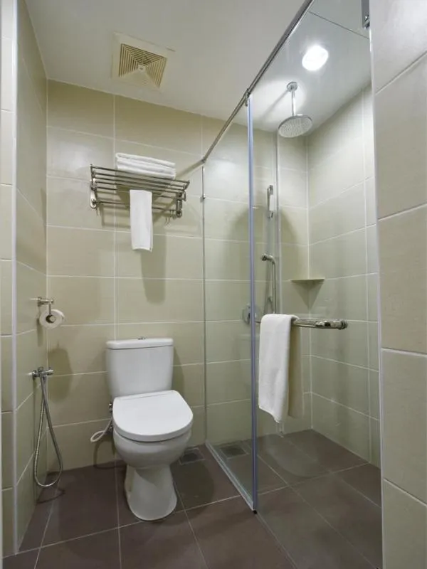 Toilet in LI HUA HOTEL , BINTULU SENTRAL