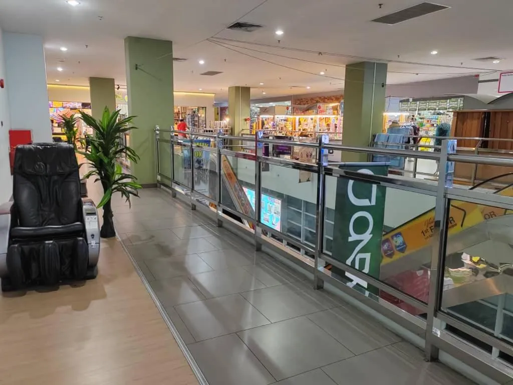 Shopping Area in LI HUA HOTEL , BINTULU SENTRAL