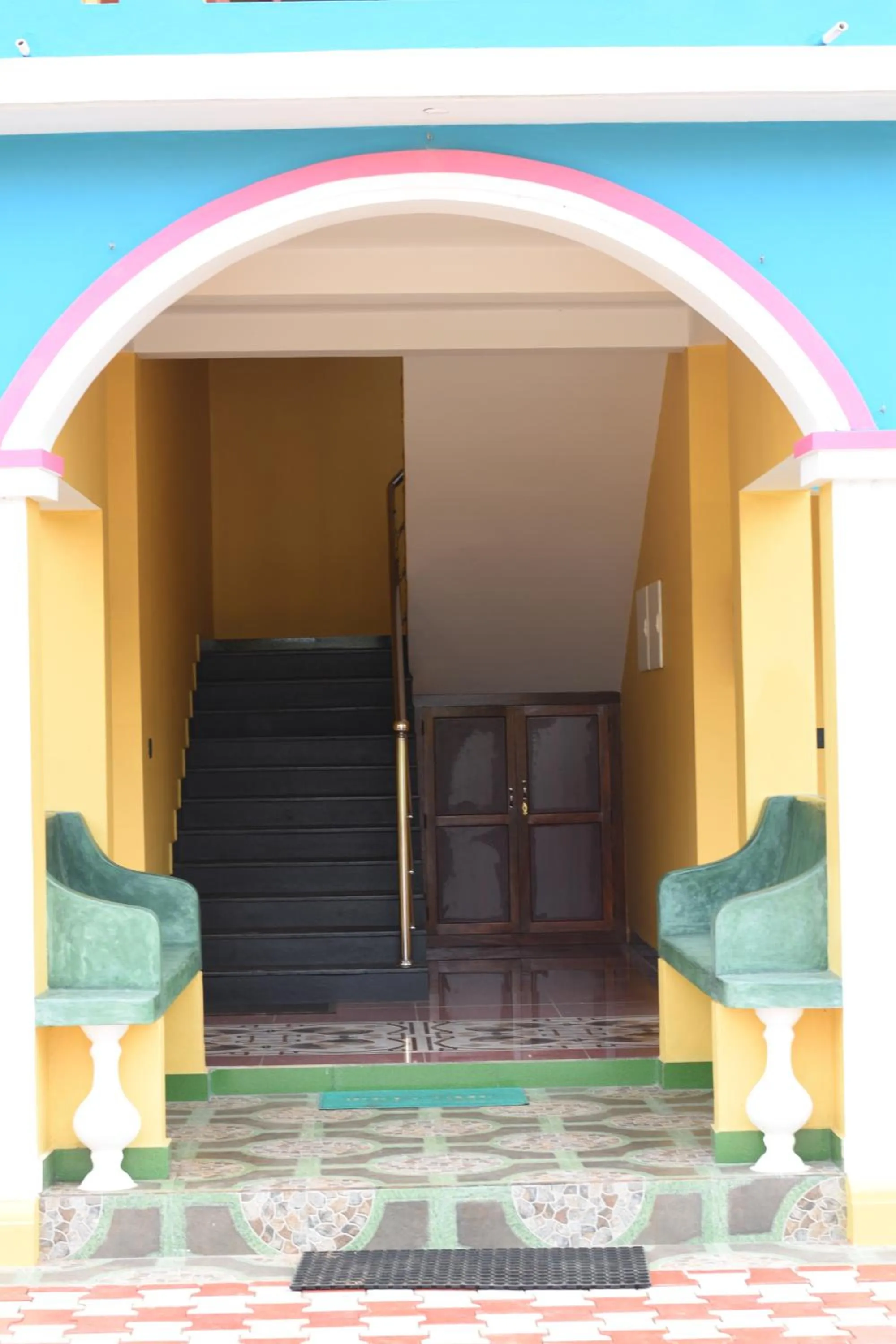 Facade/entrance in Paradise Forest Resort