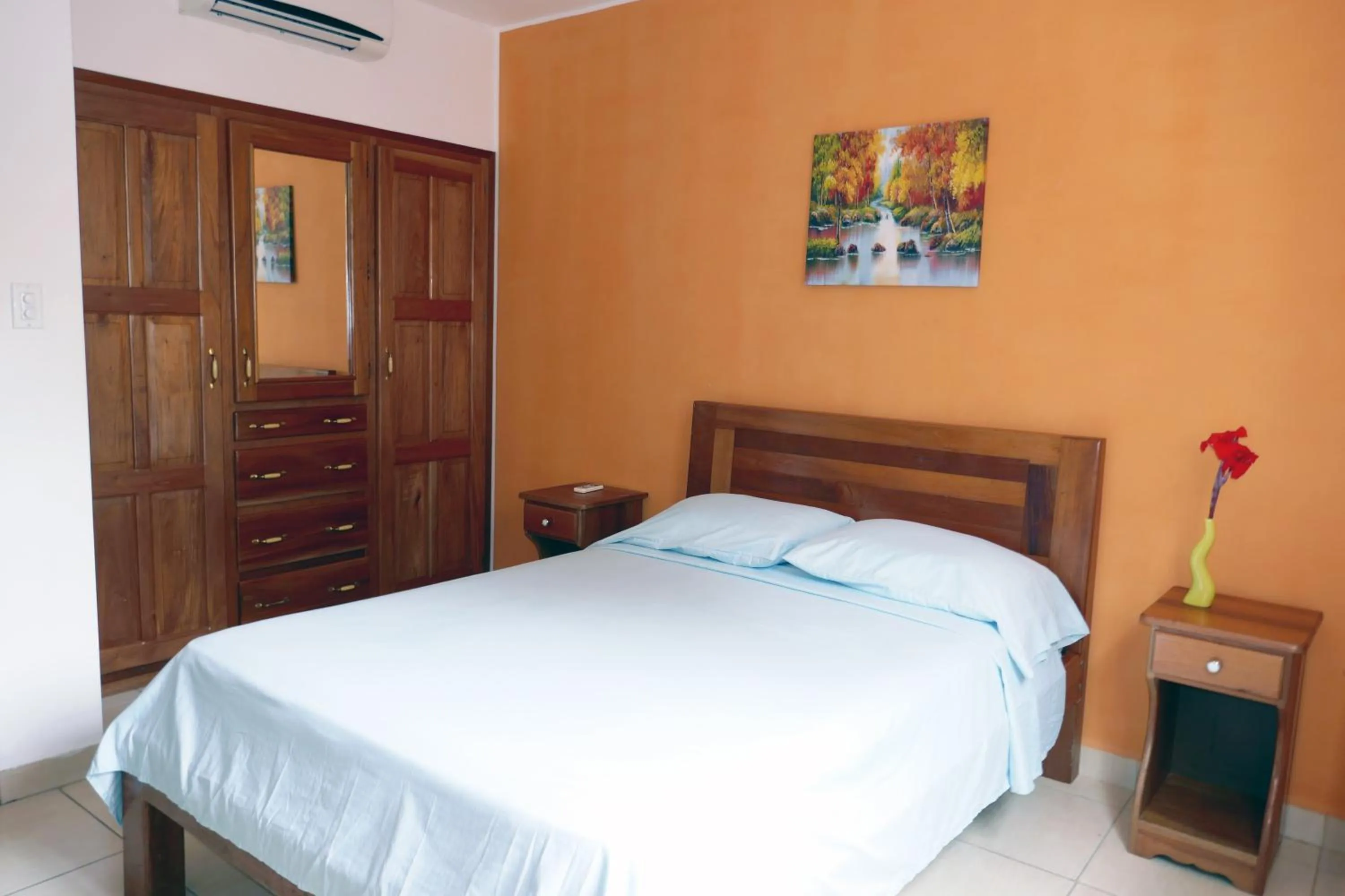 Bedroom, Bed in Kevin Kondos