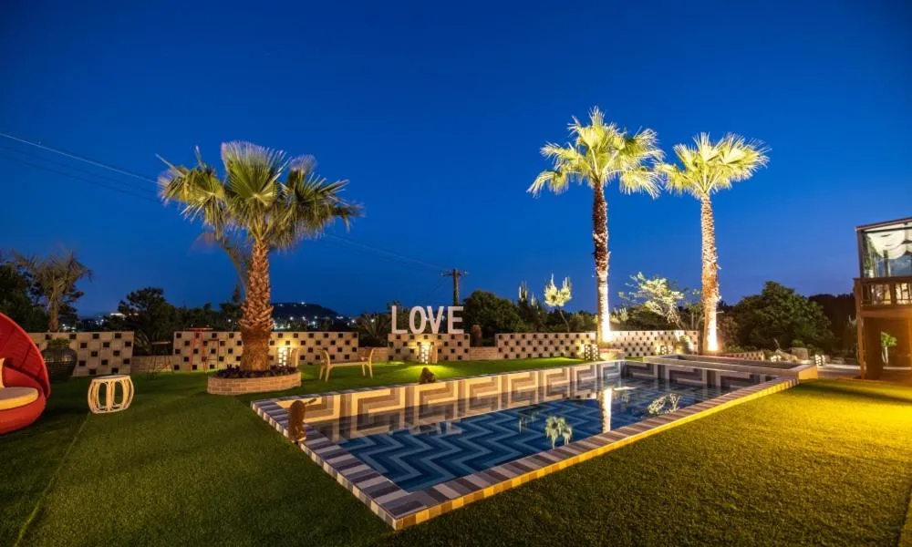 Jeju BunkerHotel&Resort