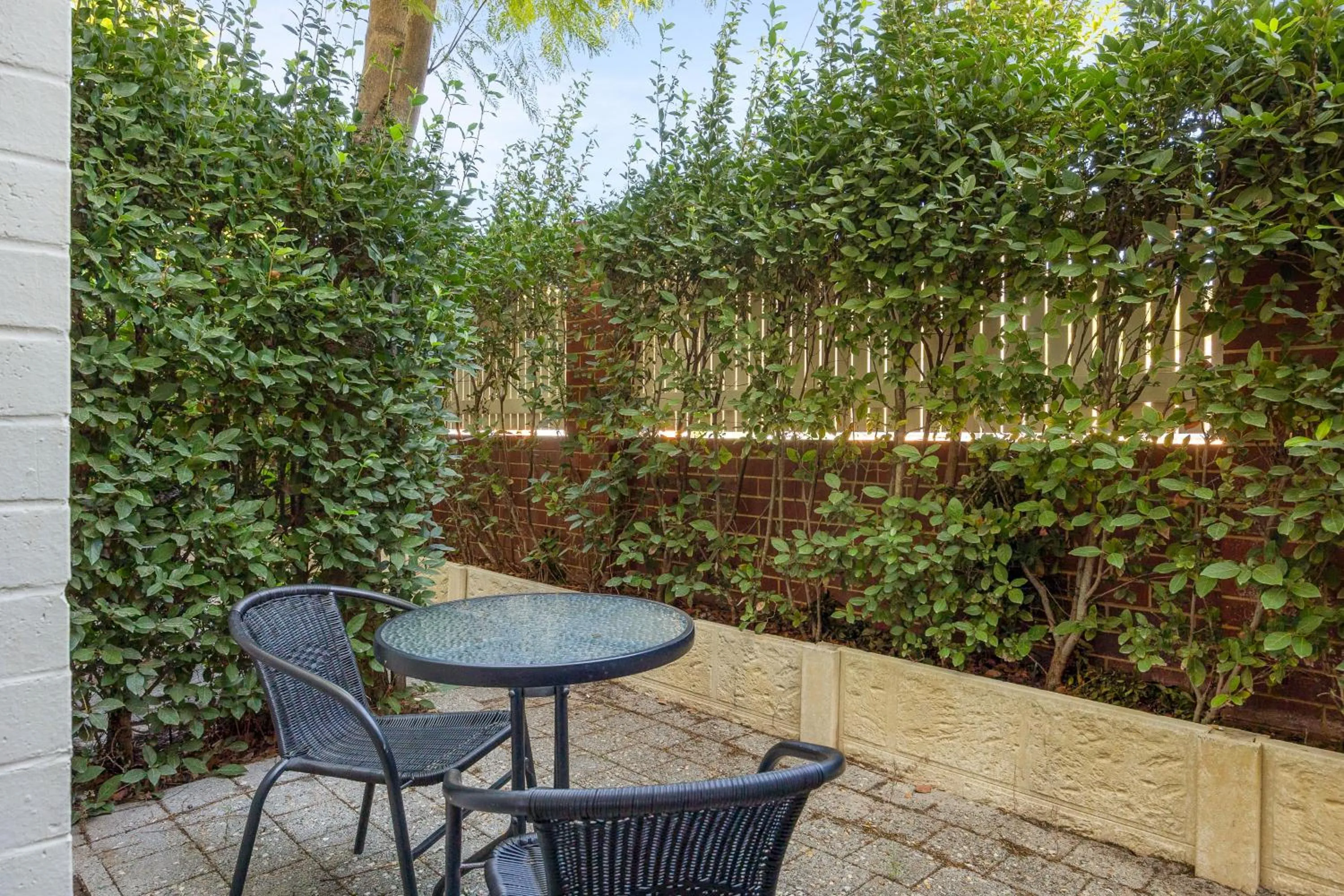 Inner courtyard view in Quality Hotel Bayswater