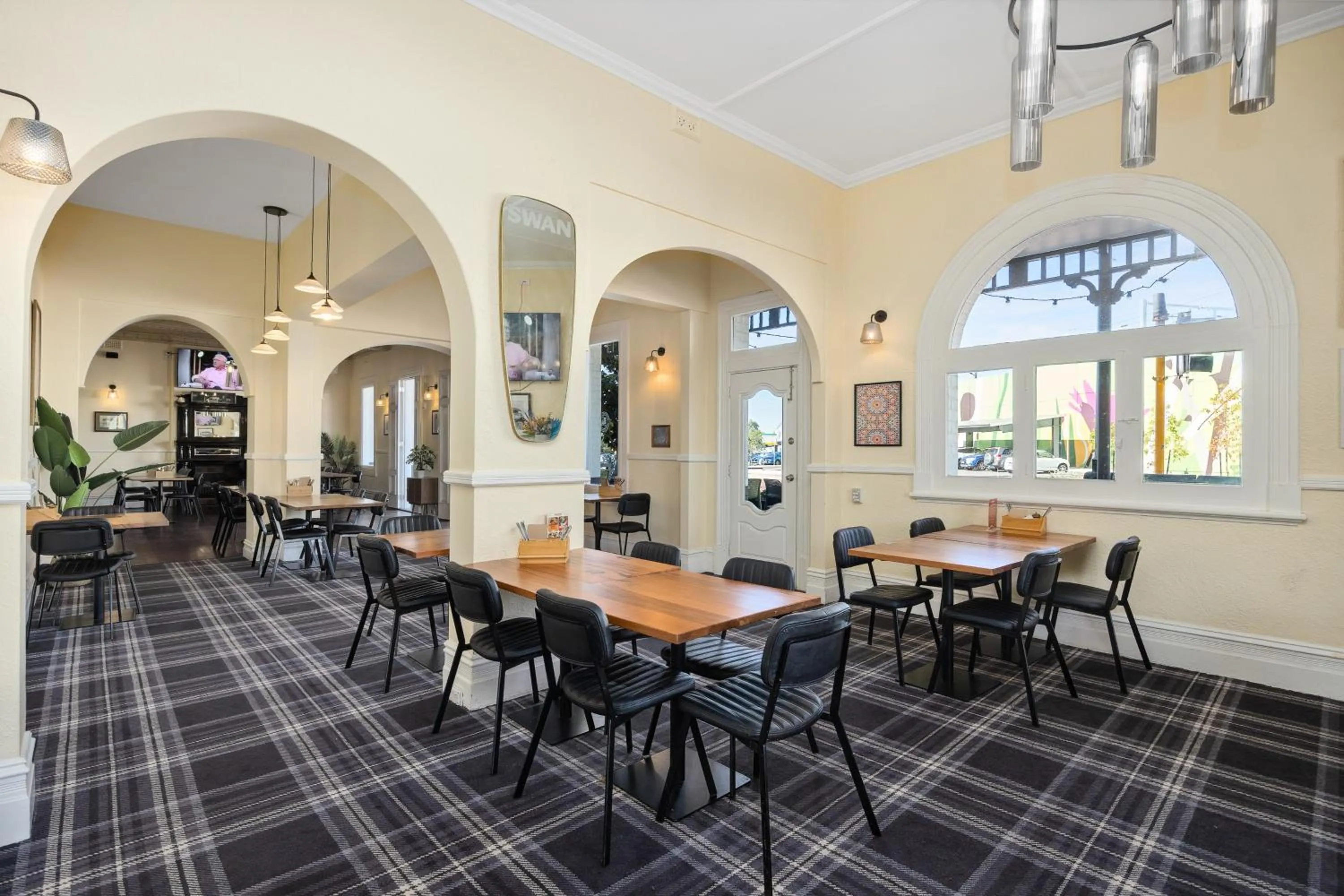 Property building in Quality Hotel Bayswater