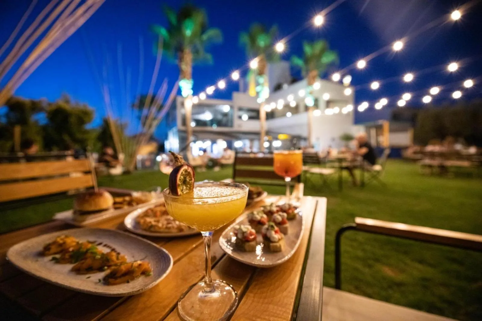 Restaurant/places to eat in Palmonte Suites Hotel & SPA