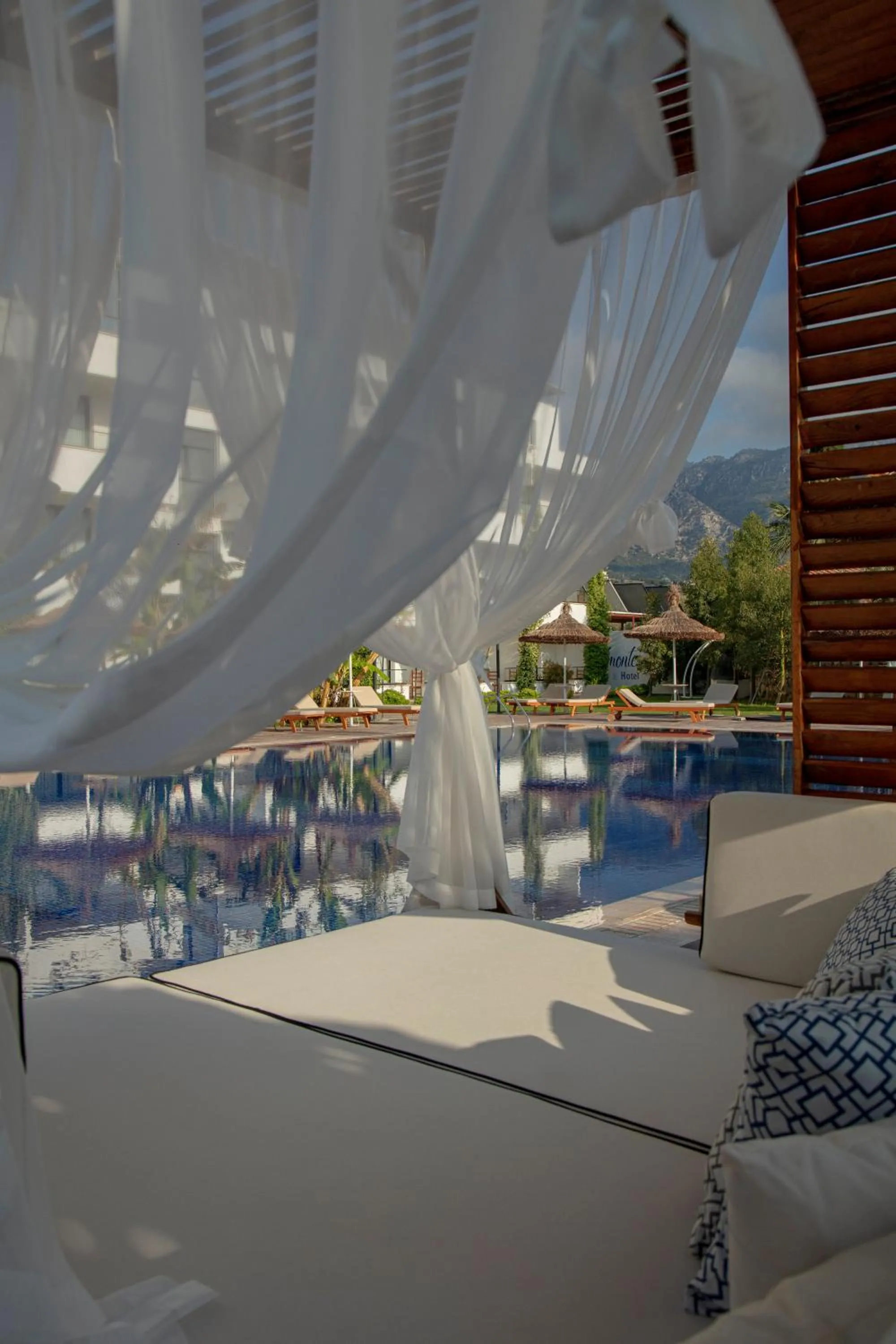 Day in Palmonte Suites Hotel & SPA