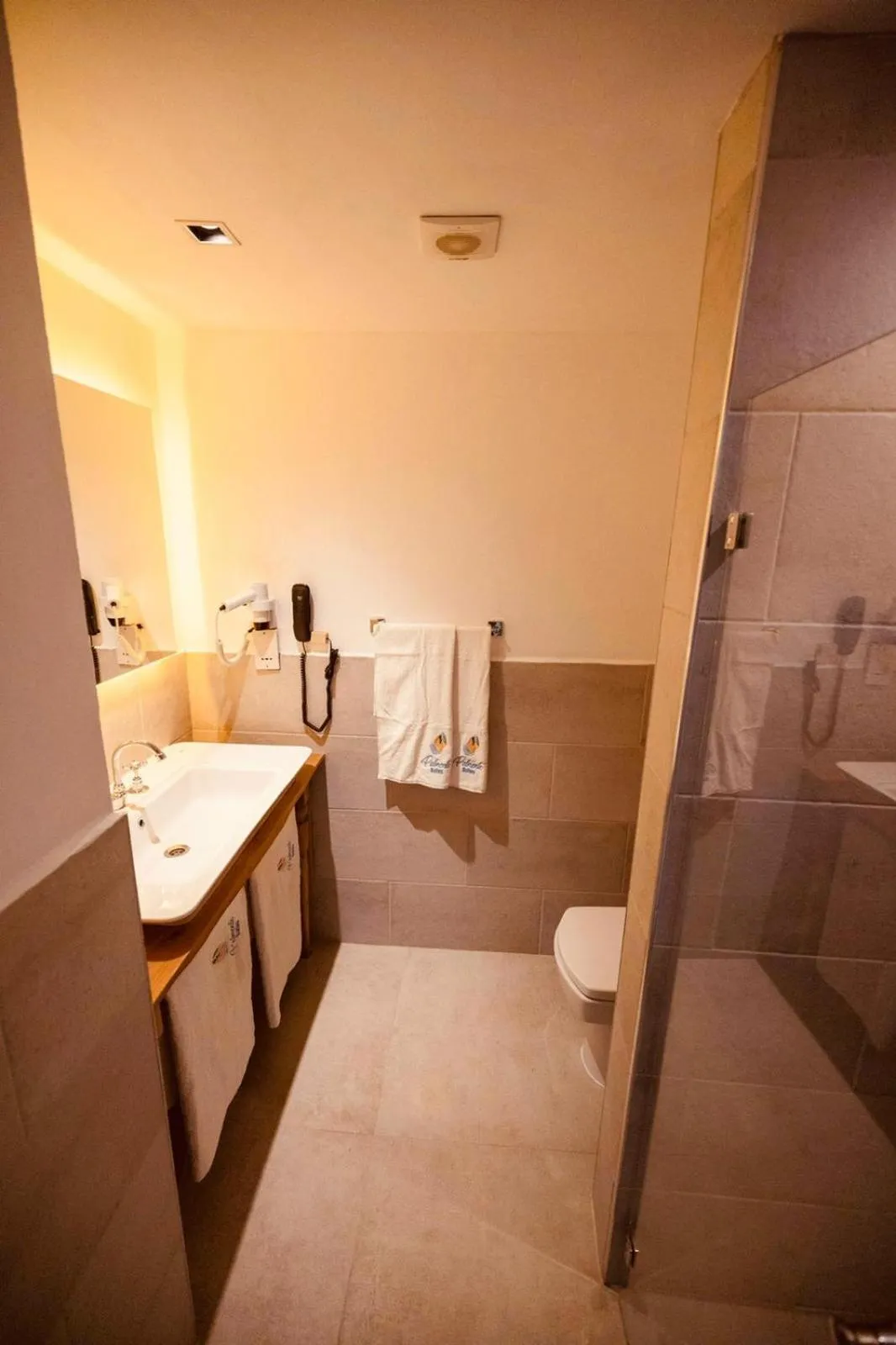 Shower in Palmonte Suites Hotel & SPA