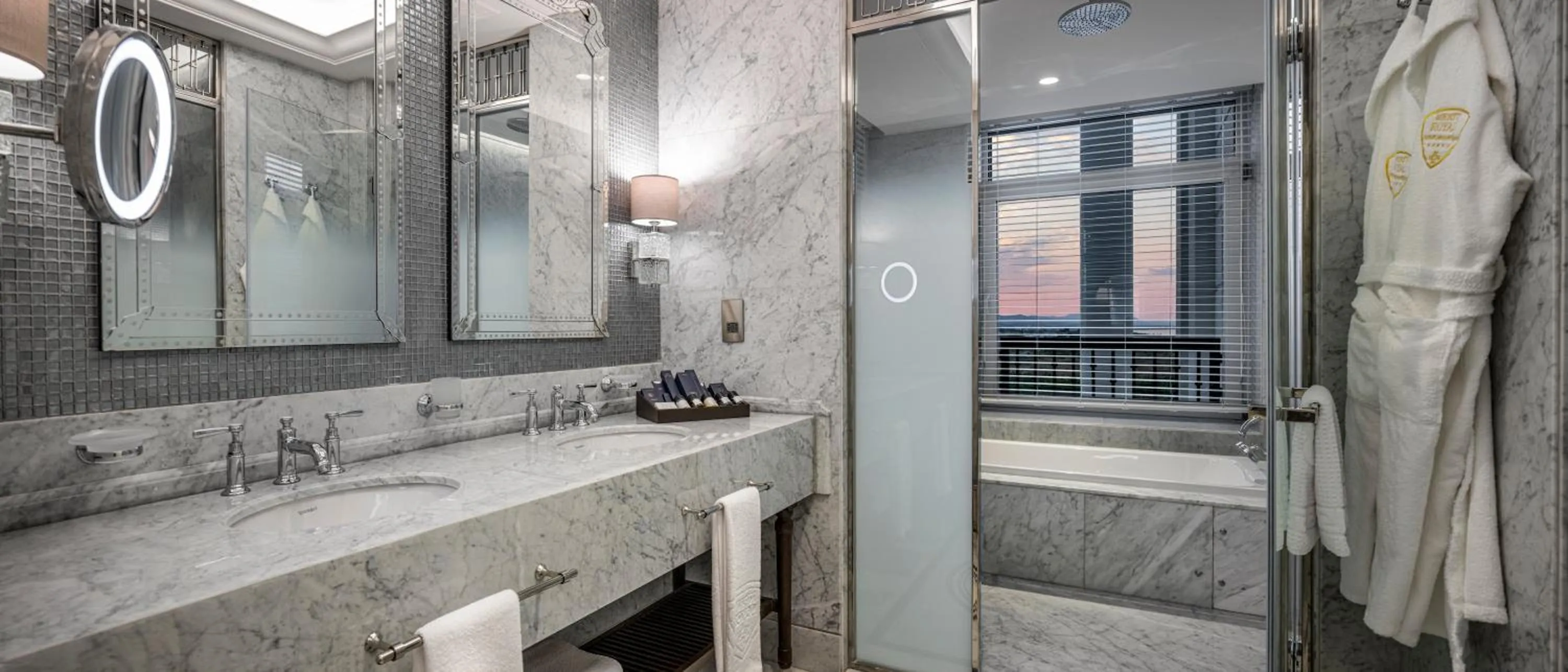 Shower in Merit Royal Diamond Hotel & SPA