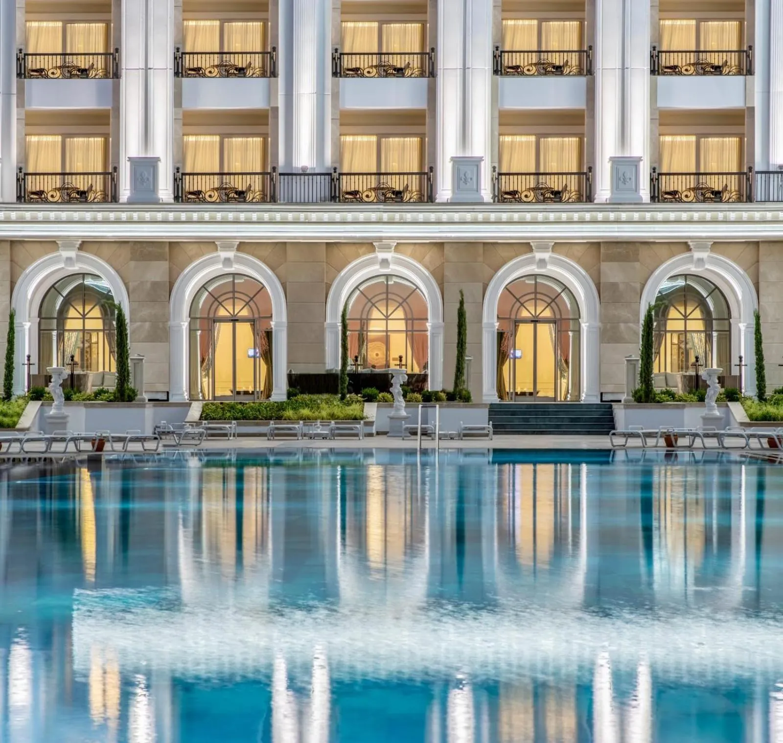 Pool view in Merit Royal Diamond Hotel & SPA