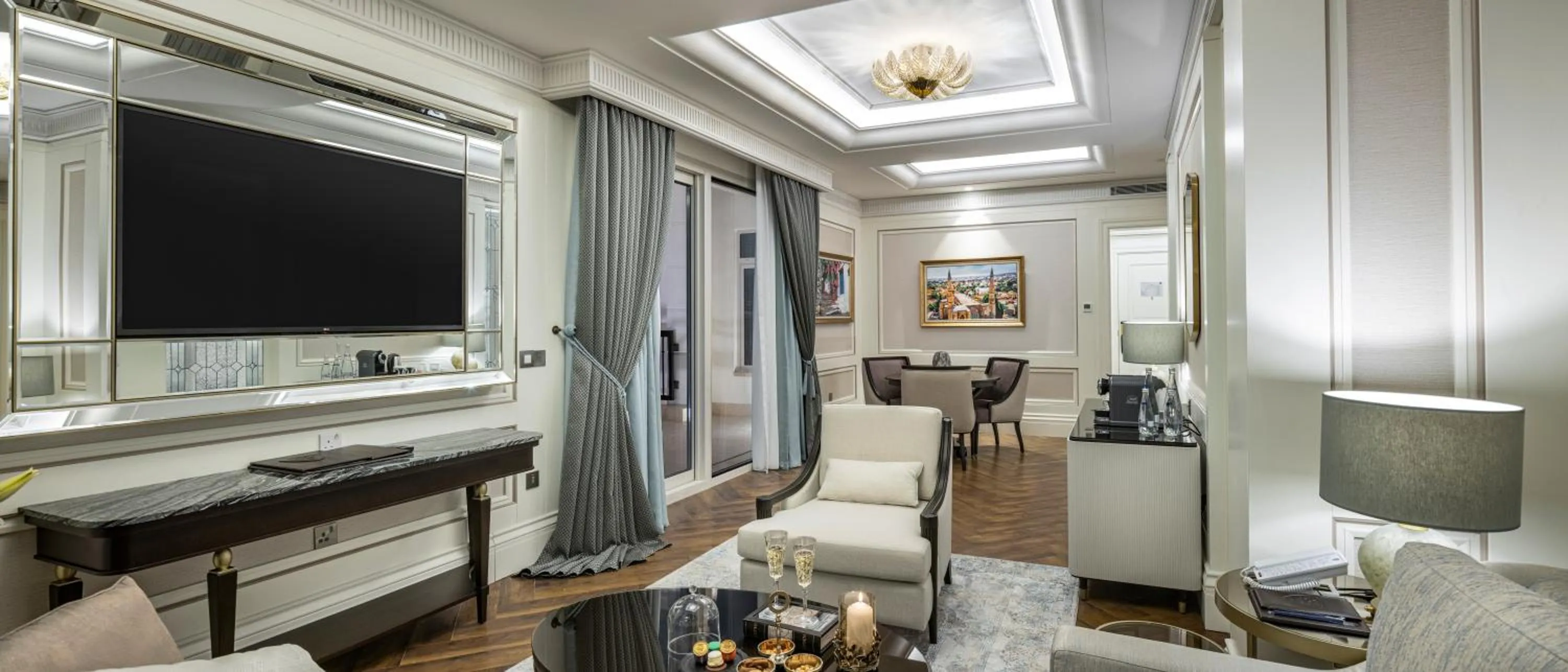 TV and multimedia in Merit Royal Diamond Hotel & SPA