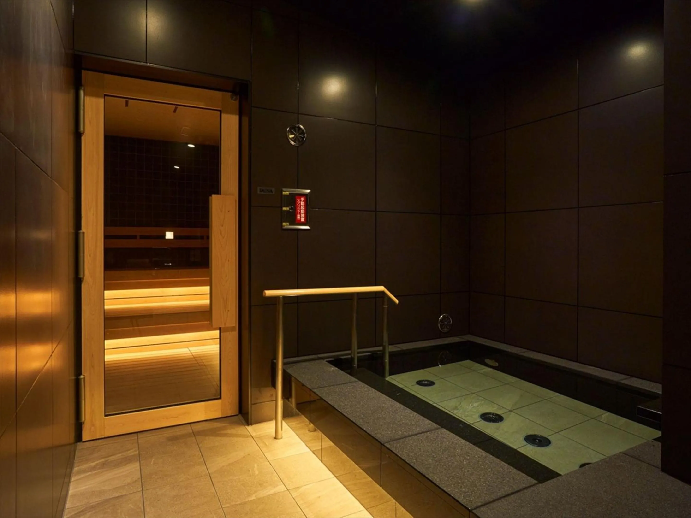 Sauna in CROSS Life Hakata Tenjin