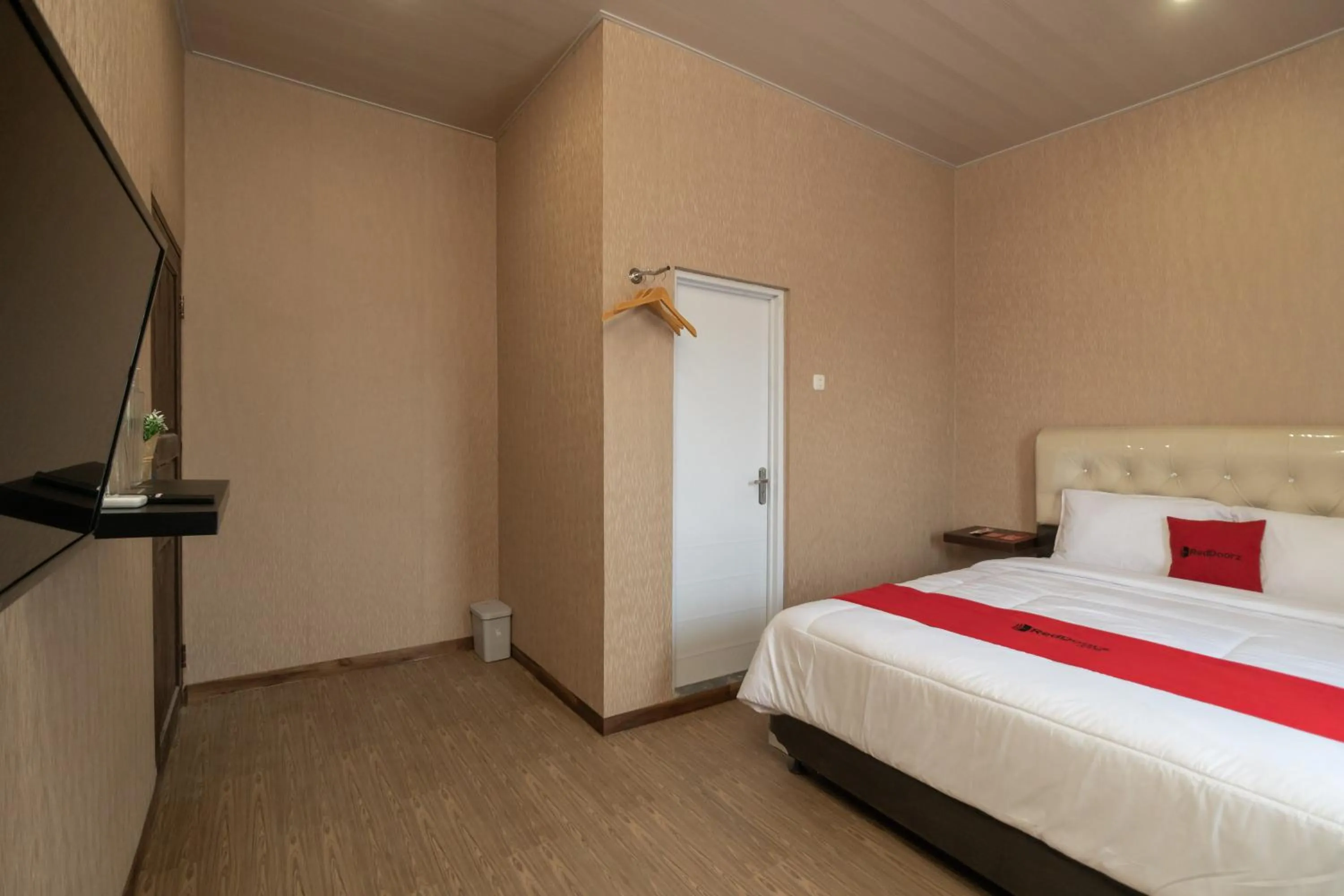 Bed in RedDoorz @ Jalan Srikandi Pekanbaru