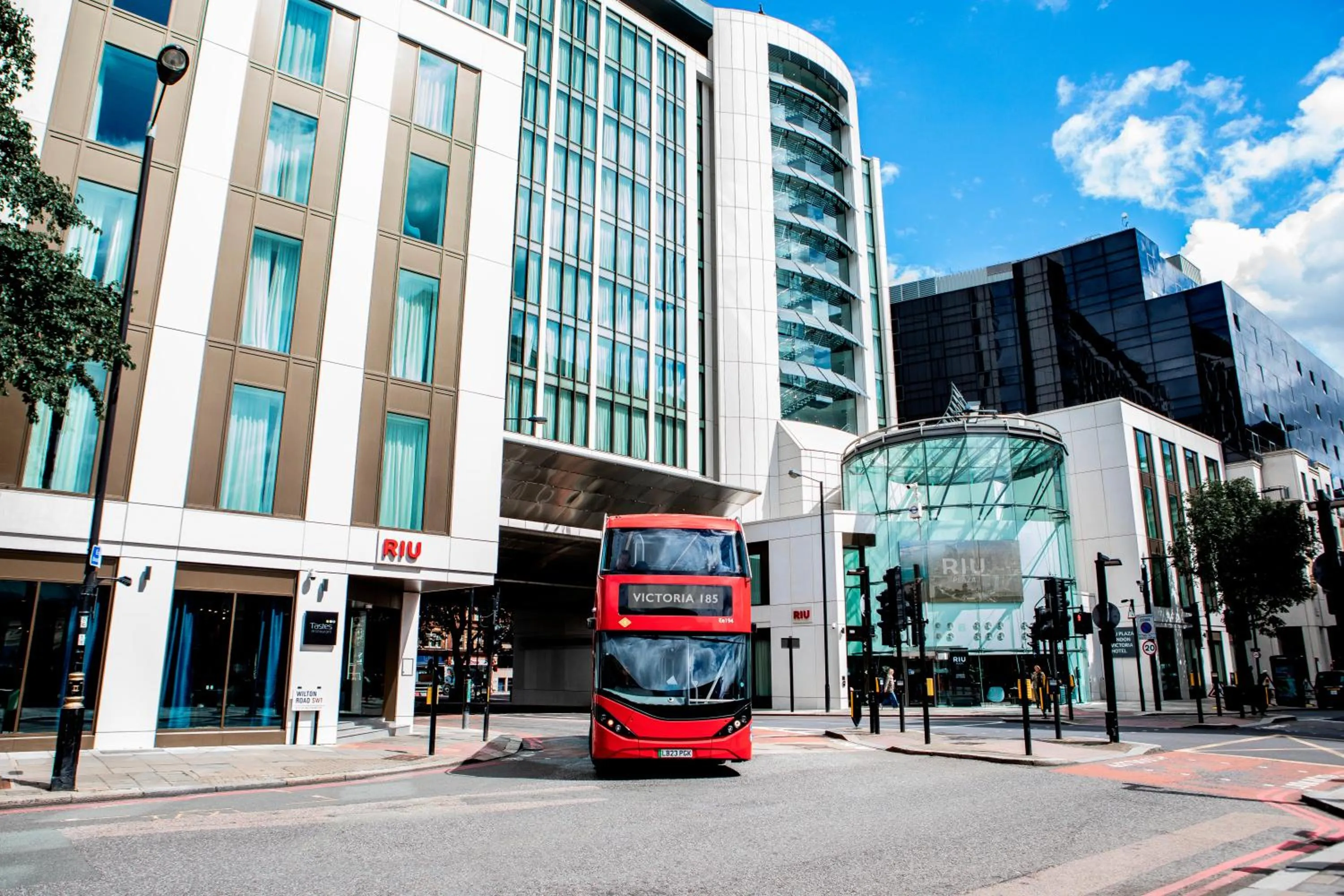 Property building in Riu Plaza London Victoria