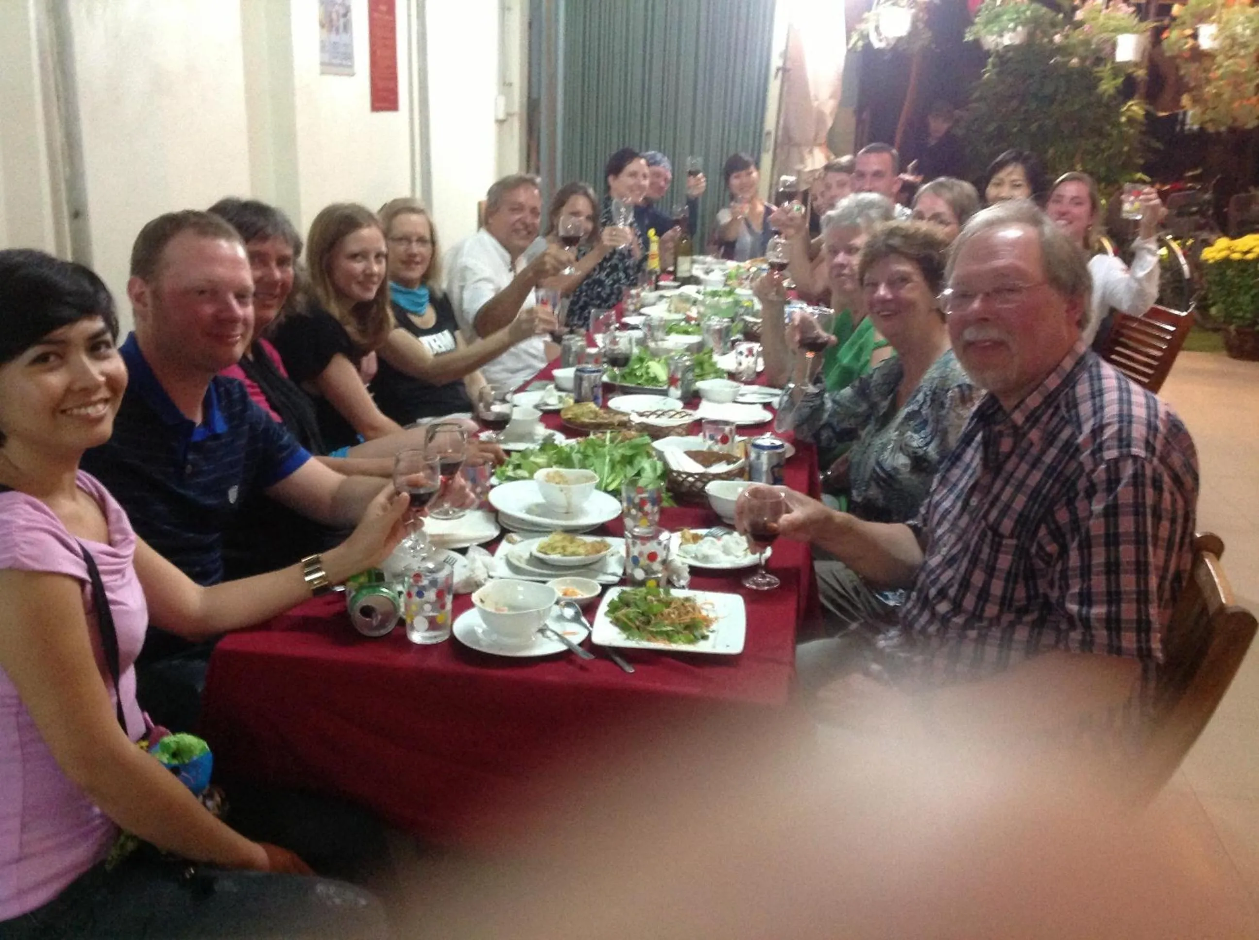 Restaurant/places to eat in Thien Tan Villa with Private Pool