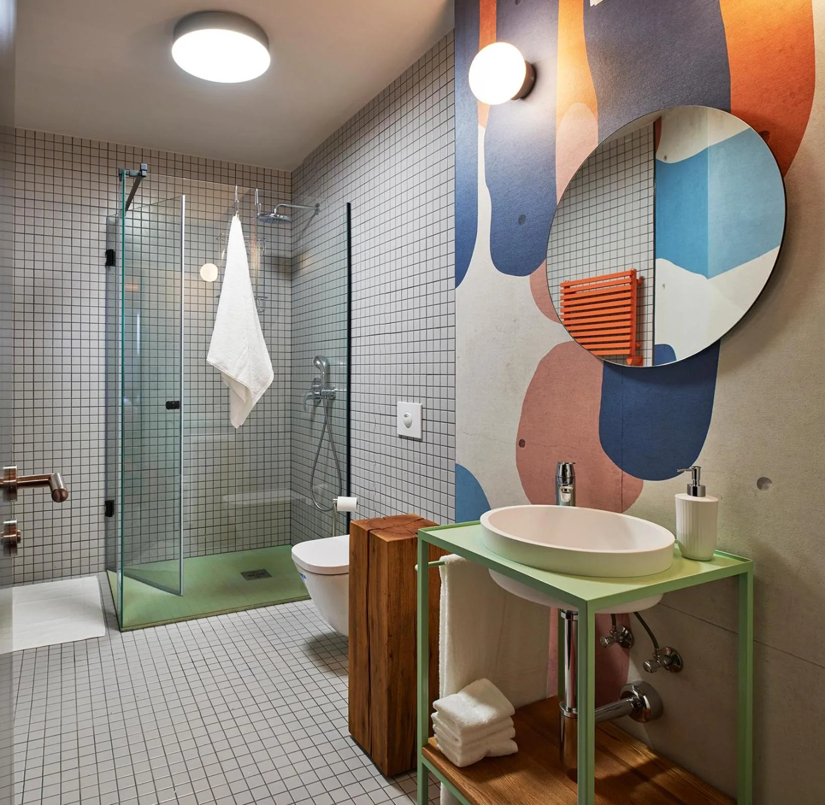 Shower in SmartApart