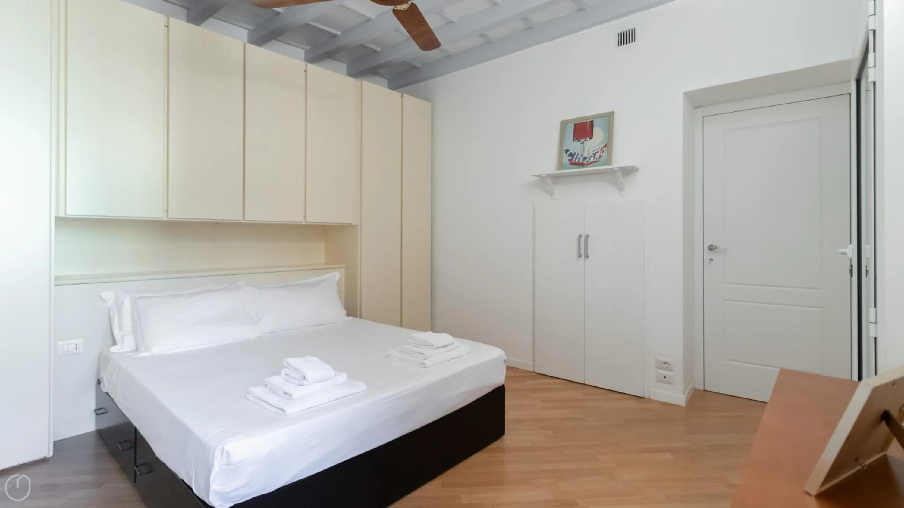 Other, Bed in Italianway Easy - Garibaldi 40