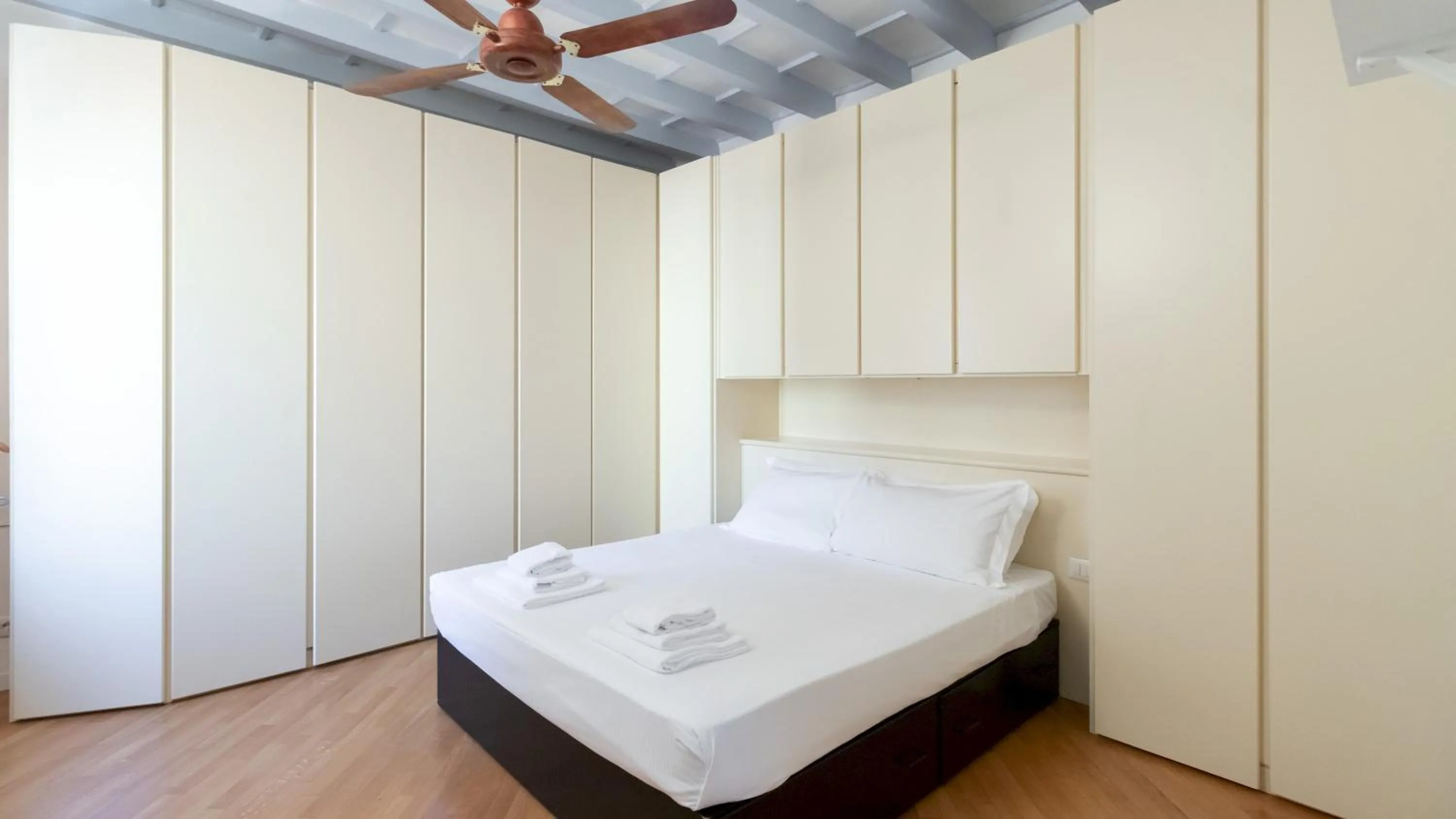 Other, Bed in Italianway Easy - Garibaldi 40