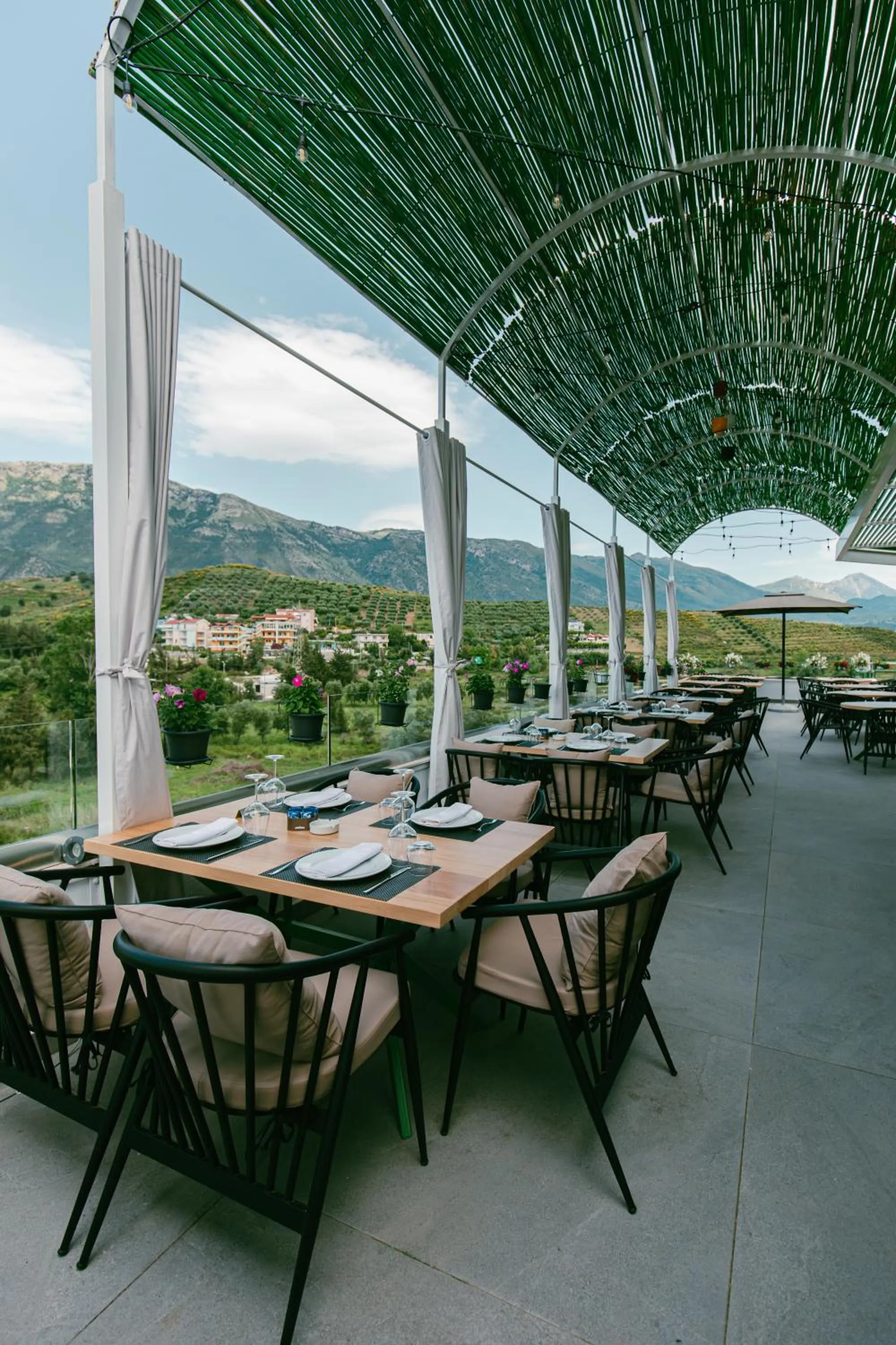 Balcony/Terrace in Ledina Hotel