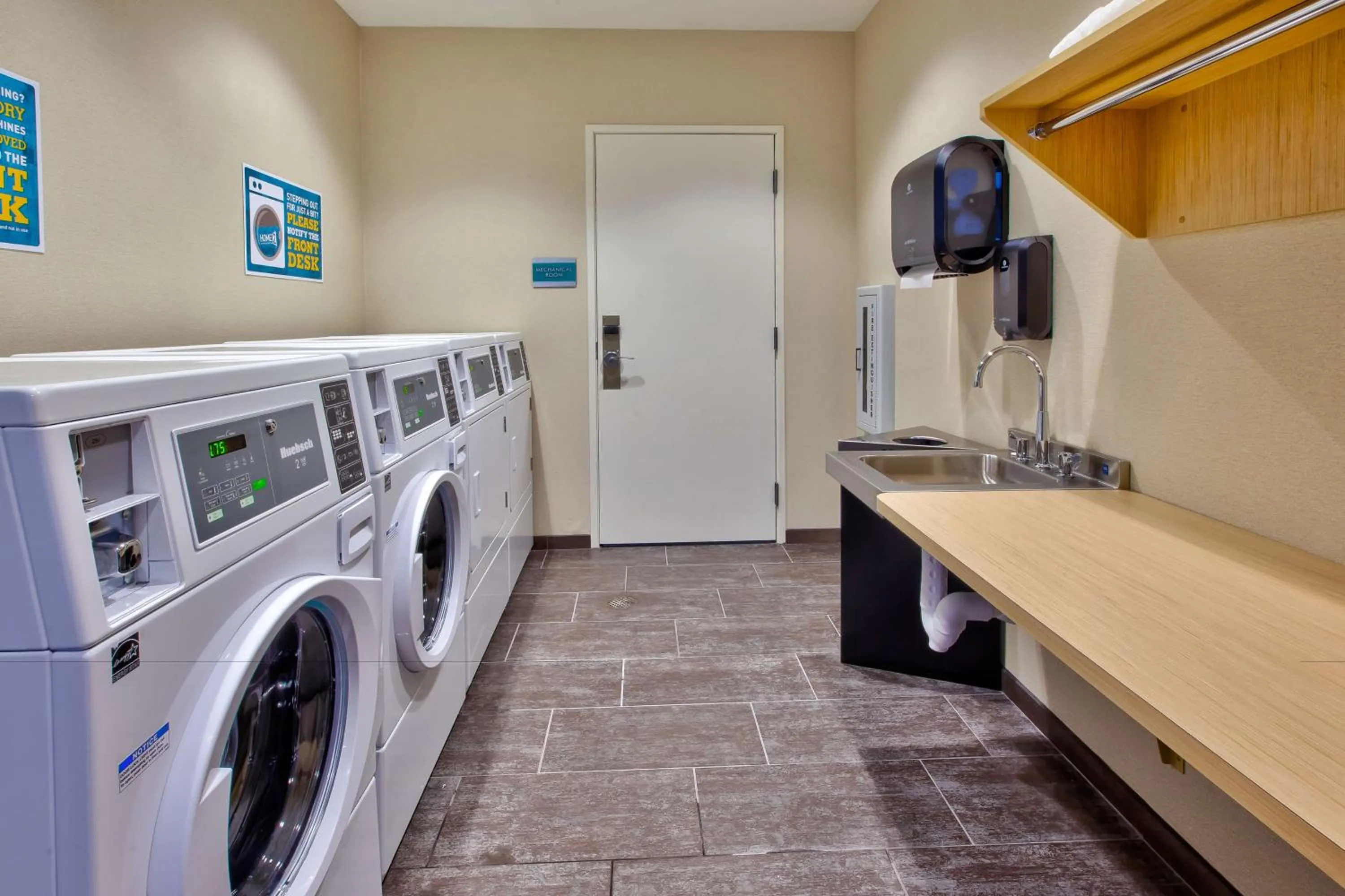 Property building in Home2 Suites By Hilton Grand Rapids South