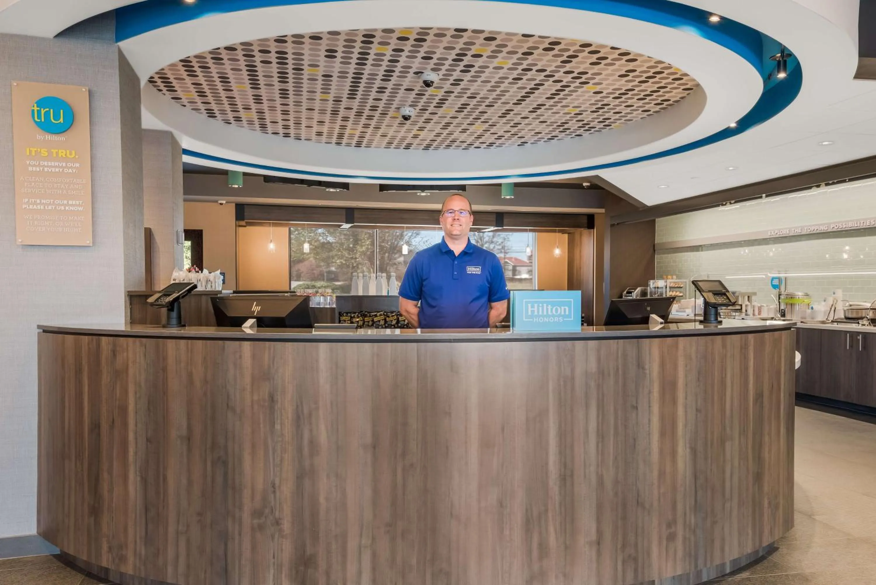 Lobby or reception in Tru By Hilton Greensboro, Nc