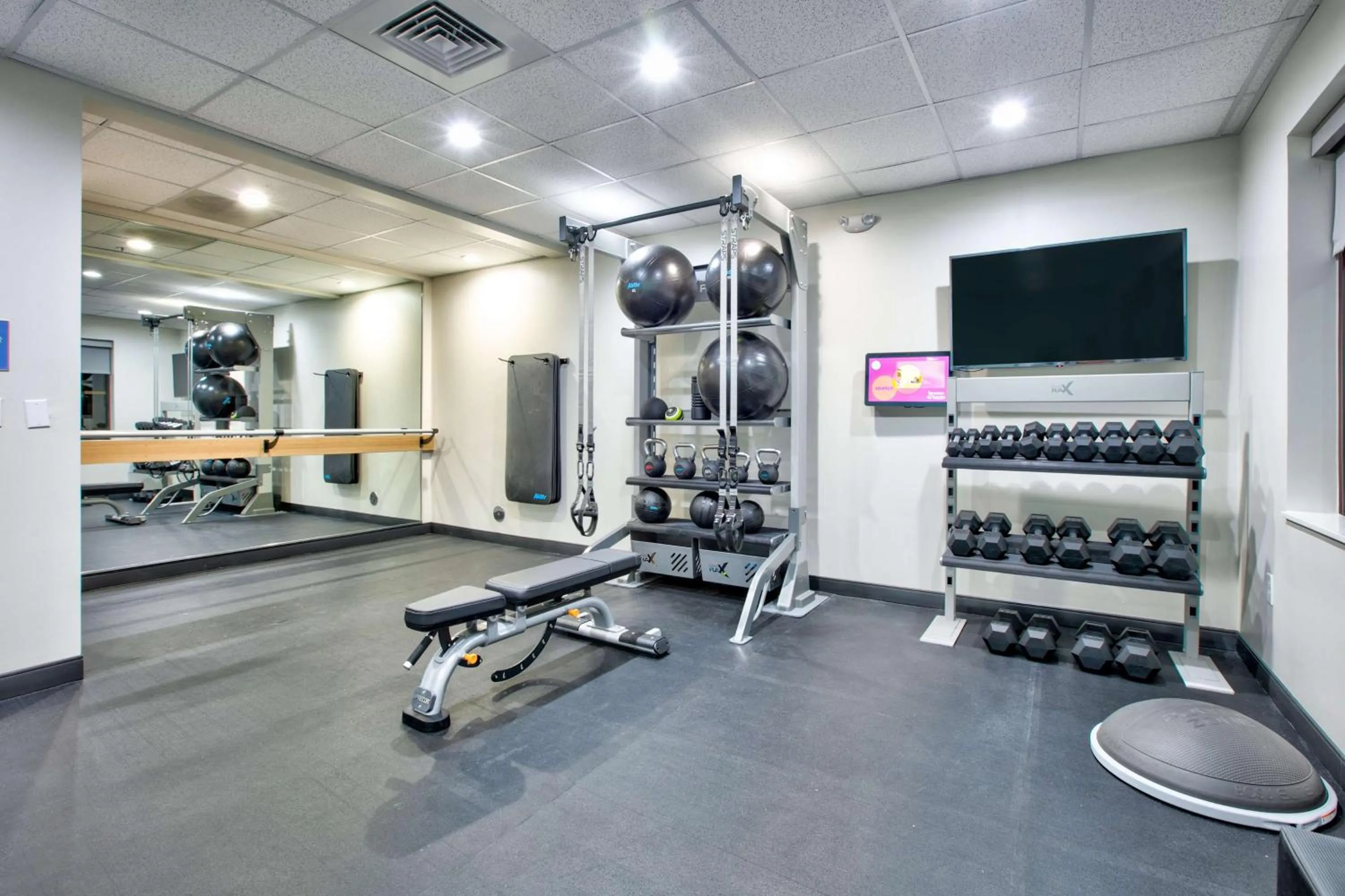 Fitness centre/facilities in Tru By Hilton San Antonio At The Rim, Tx