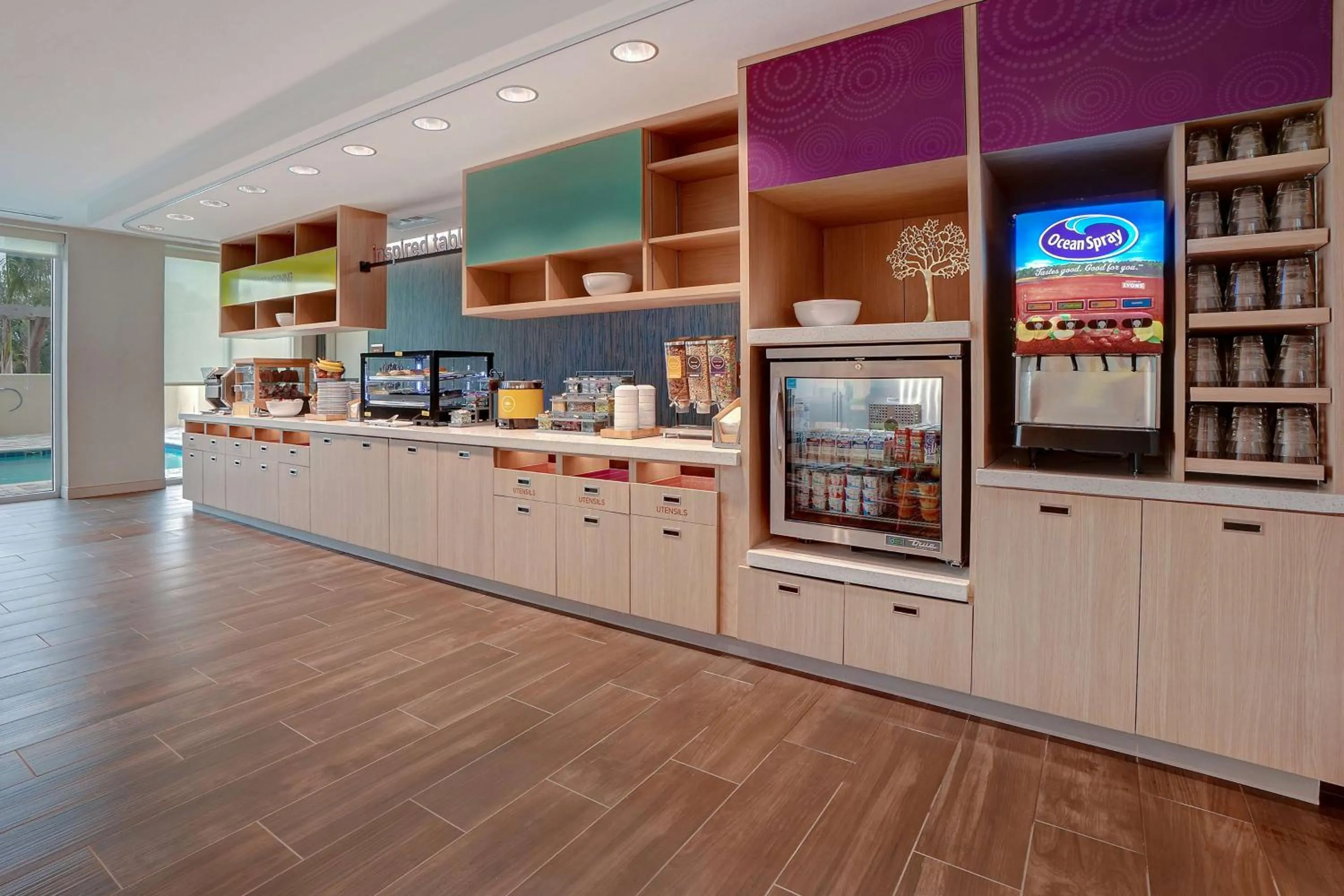 Breakfast in Home2 Suites By Hilton Lakewood Ranch