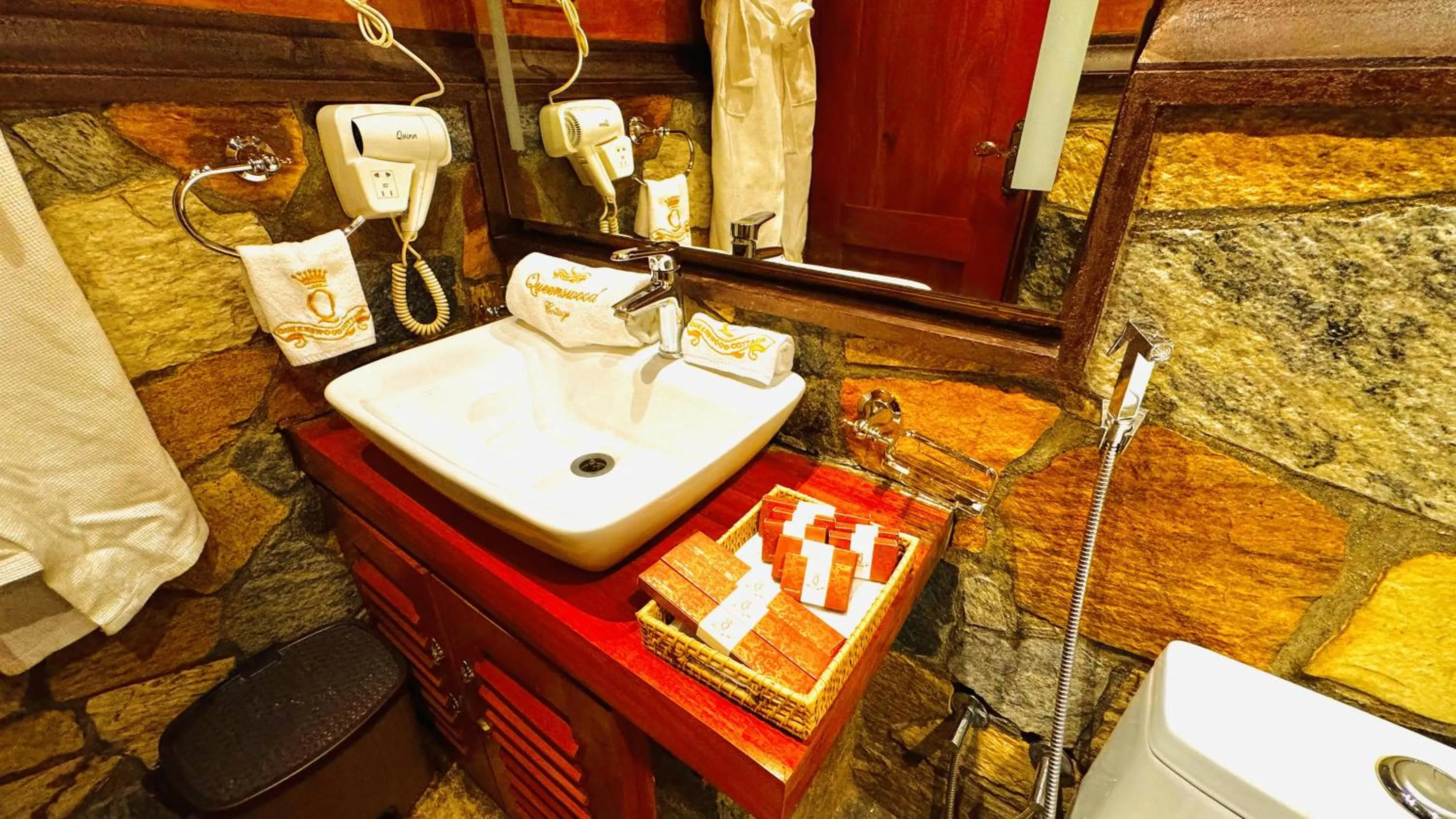 Bathroom in Queenswood Cottage