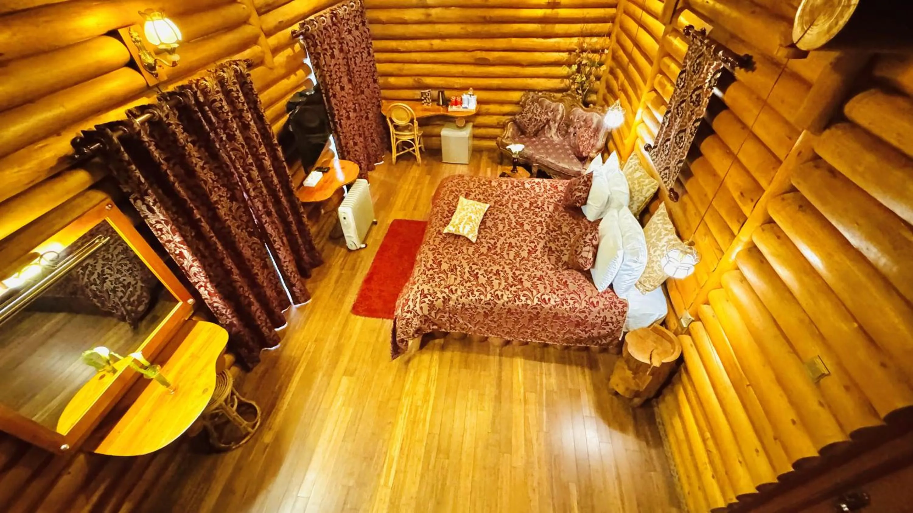 Photo of the whole room in Queenswood Cottage