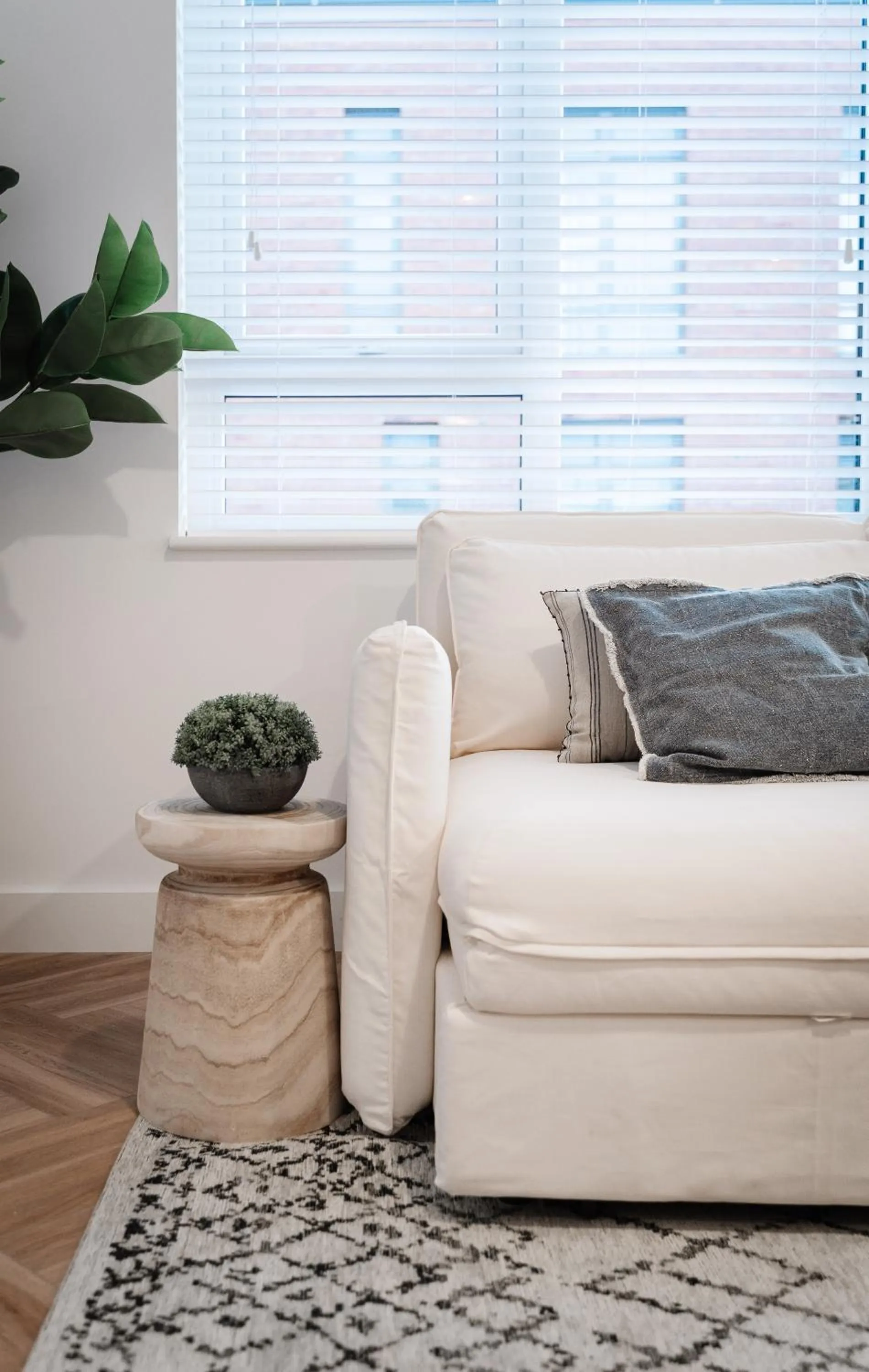 Living room in Royal House Stylish Apartments - Chester