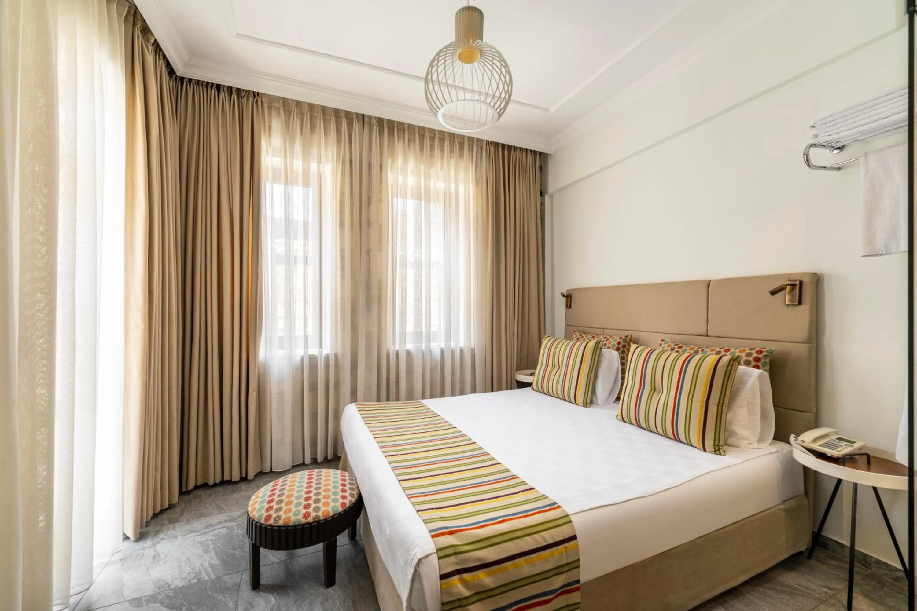 Bed in Alp Pasa Hotel - Special Class