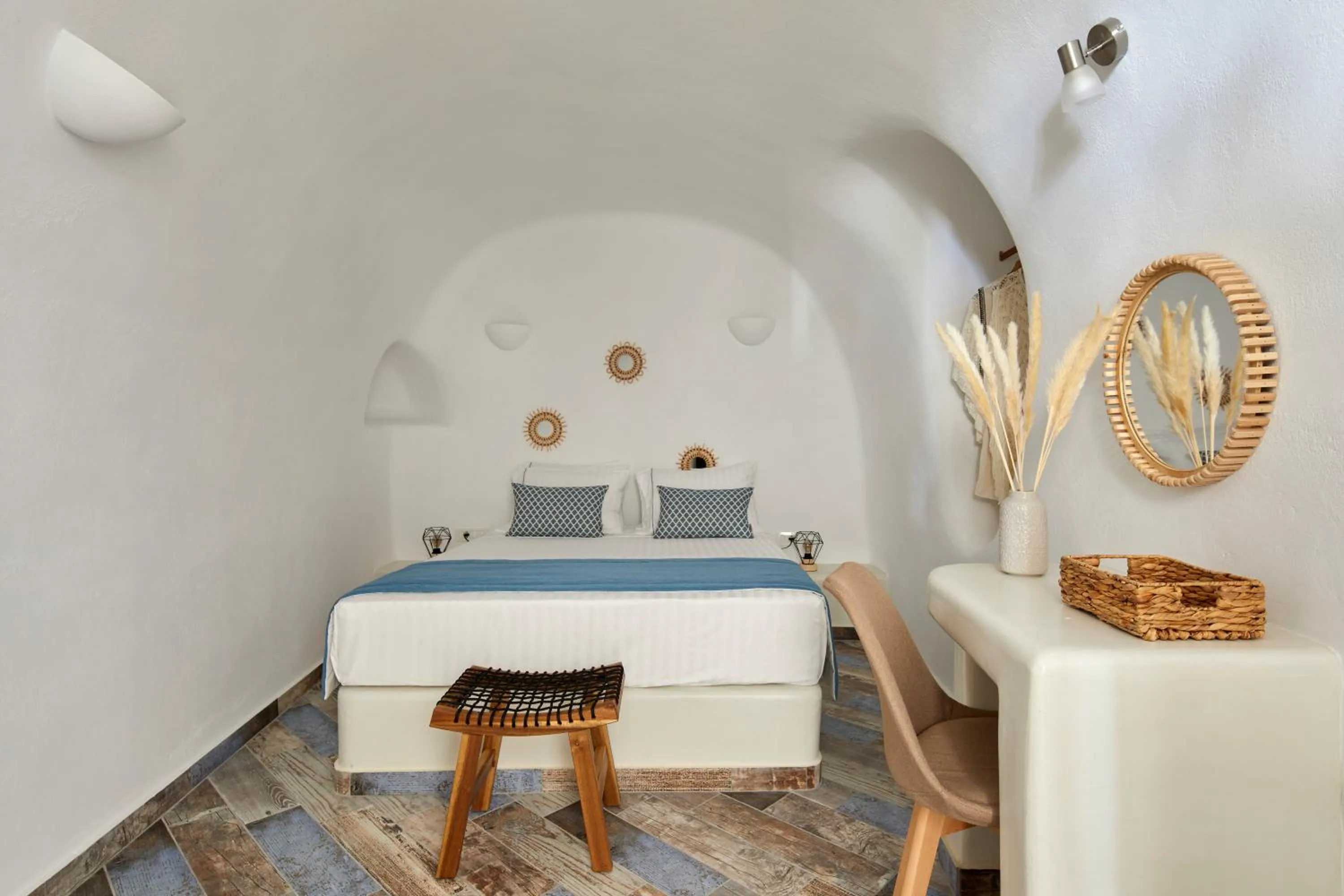 Bed in El Verano Suites